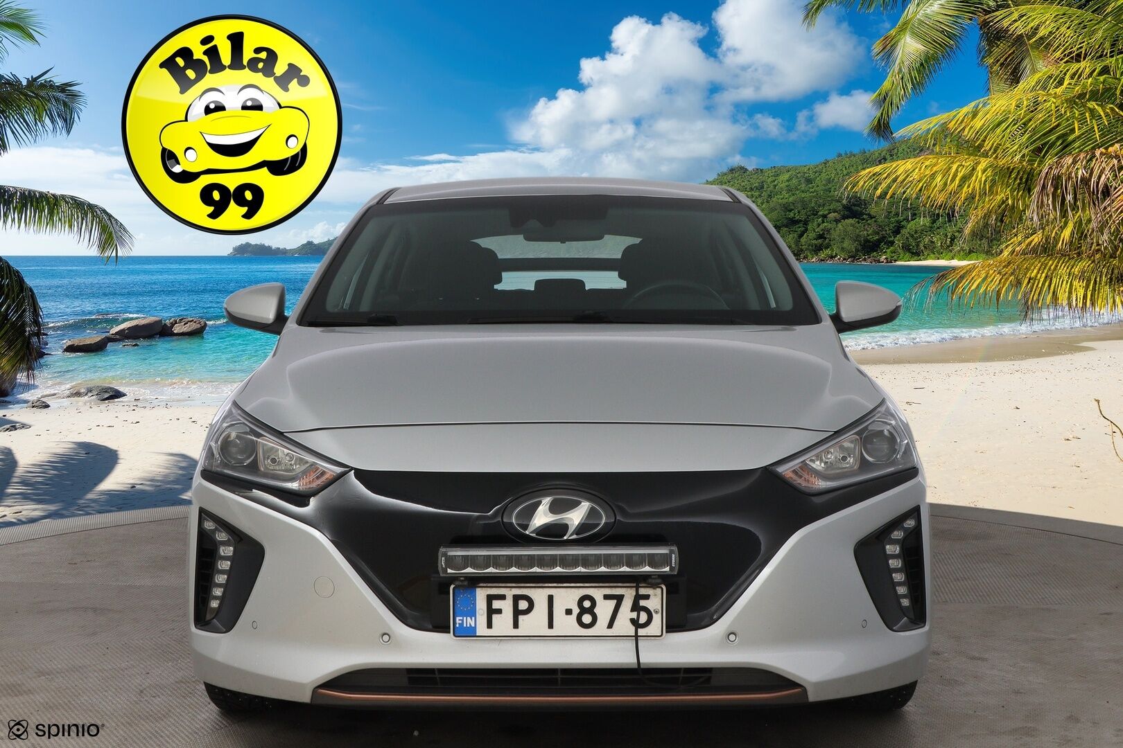 Hyundai IONIQ ELECTRIC 2019 Comfort * Lämpöpumppu / Infinity Premium Audio / Adapt.Vakkari / Peruutuskamera / Ratinlämmitys! - 2x Renkaat aluvantein / Siisti yksilö! 