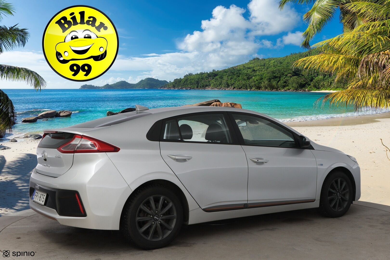 Hyundai IONIQ ELECTRIC 2019 Comfort * Lämpöpumppu / Infinity Premium Audio / Adapt.Vakkari / Peruutuskamera / Ratinlämmitys! - 2x Renkaat aluvantein / Siisti yksilö! 