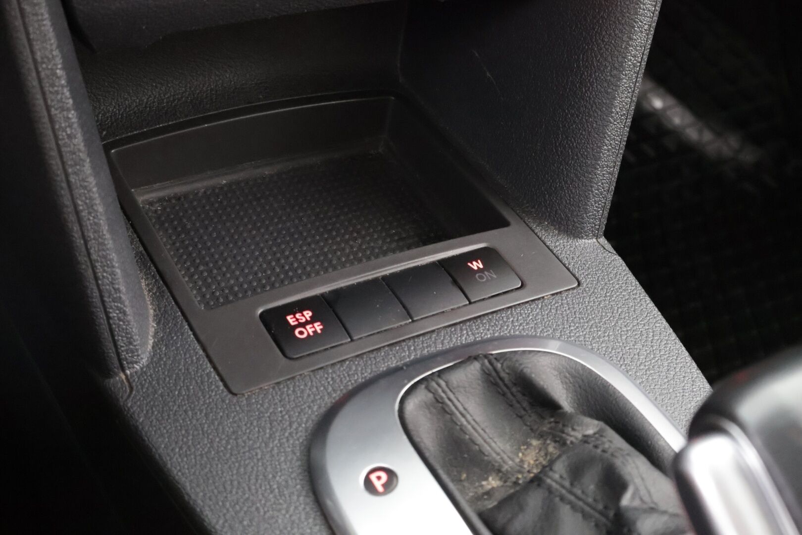 Volkswagen Touran 2007 Cross 1,4TSI DSG aut 7-Paikkainen - YritysOutlet - Myydään vain yrityksille - - YritysOutlet - Myydään vain yrityksille