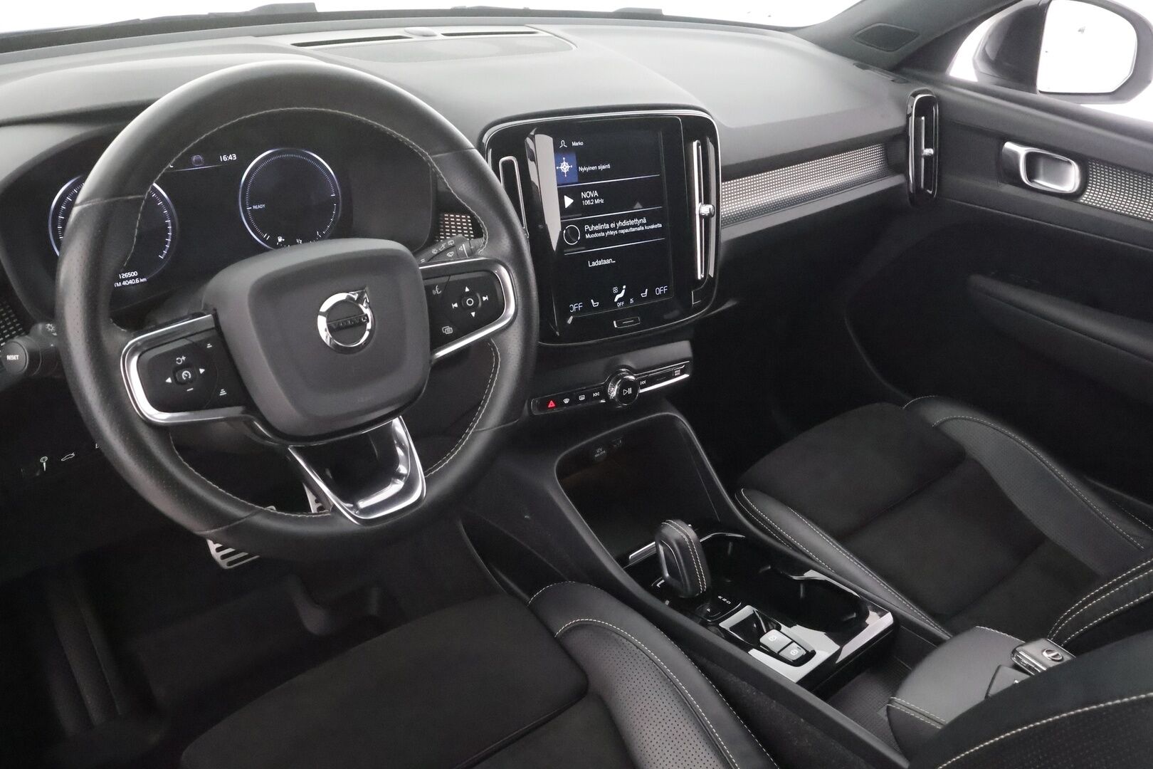 Volvo XC40 2021 T5 TwE Business R-Design aut - | ACC | Webasto | Sporttipenkit | Nahka-alcantara | P.kamera | Pilot Assist | BLIS | Full-LED | Keyless | P.kamera | Apple & Android | 