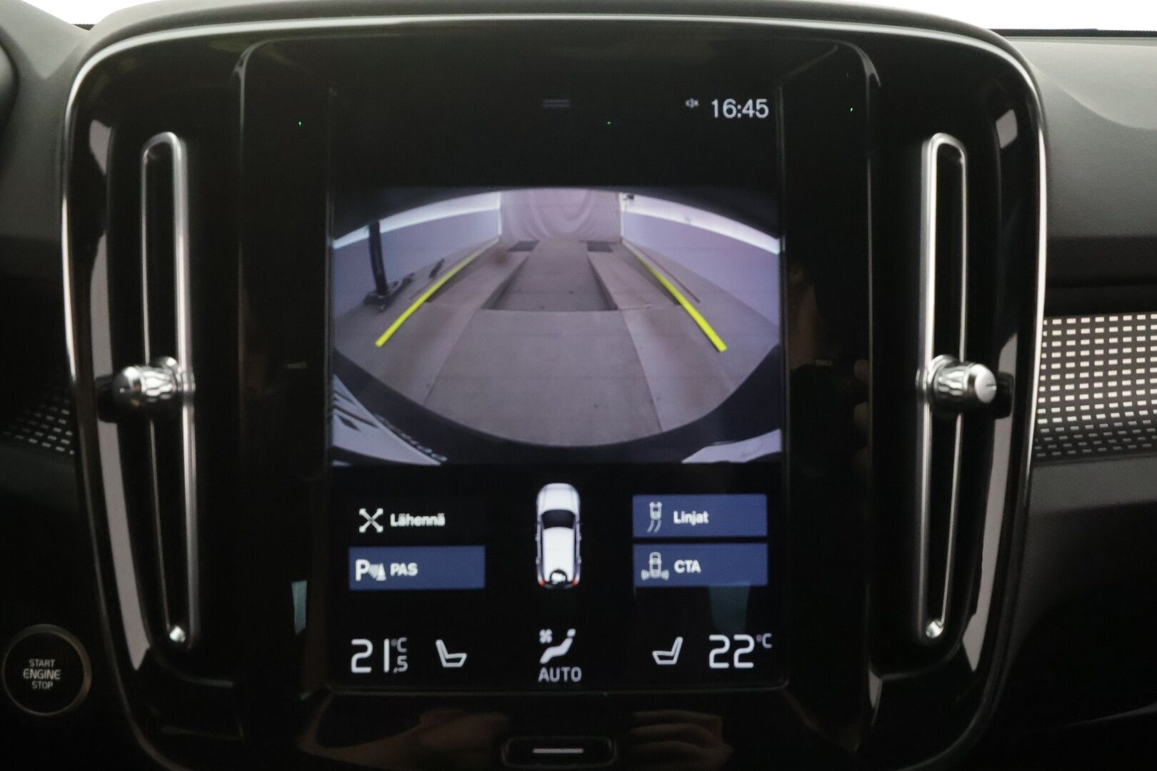 Volvo XC40 2021 T5 TwE Business R-Design aut - | ACC | Webasto | Sporttipenkit | Nahka-alcantara | P.kamera | Pilot Assist | BLIS | Full-LED | Keyless | P.kamera | Apple & Android | 