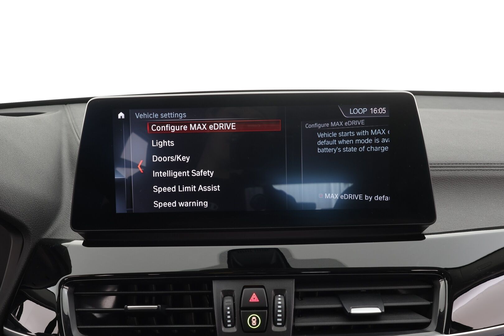 BMW X1 2020 F48 xDrive25e A Charged Edition Sport * 1.Om Suomi-auto / HUD / Navi / Vakkari / LED / P.tutka / Puolinahat * - Akku kuntotarkastettu SoH 89% / Kahdet renkaat aluvanteilla / Merkkihuollettu