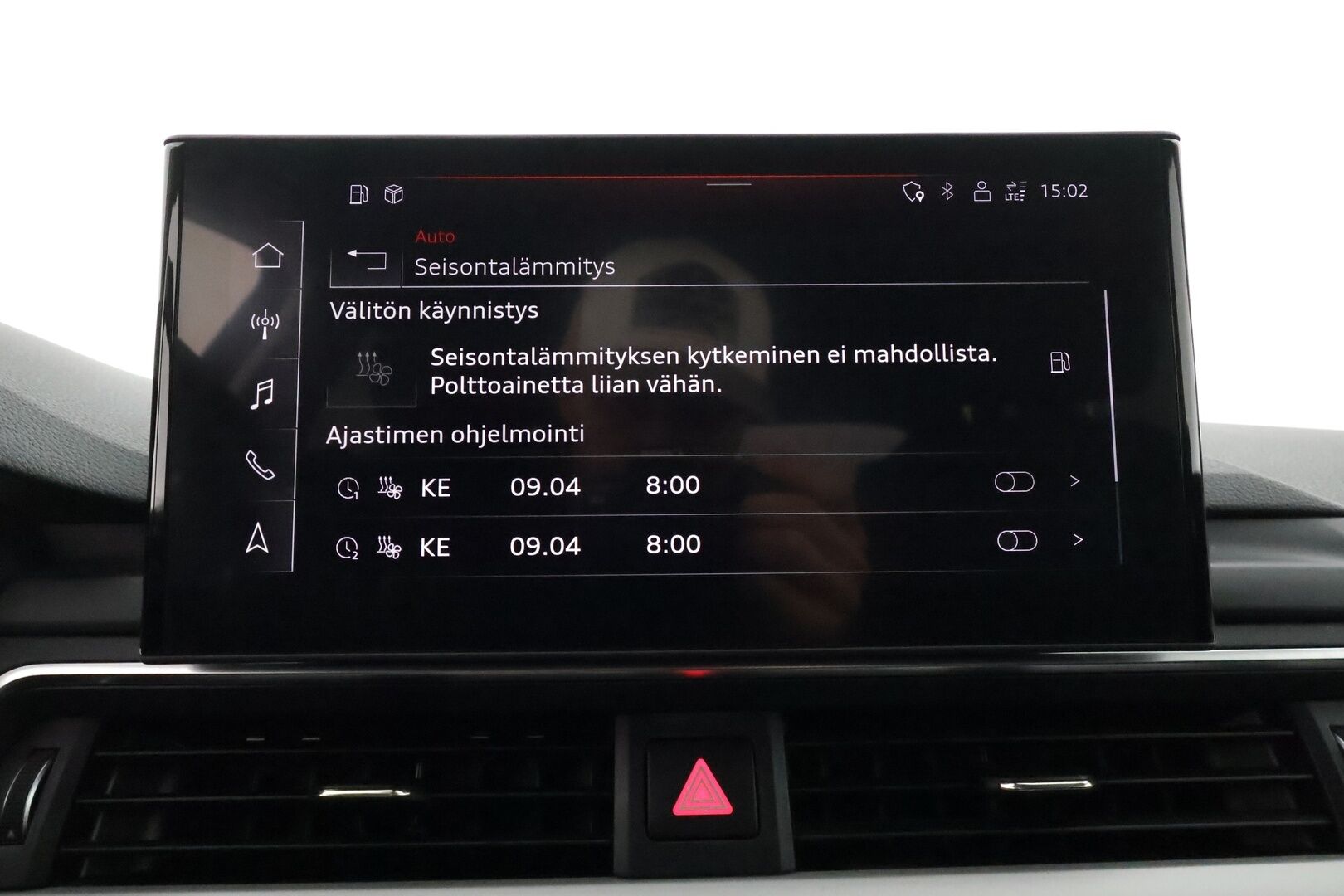 Audi A4 2020 Avant Business Advanced Comfort Edition 40 TFSI 140 kW MHEV S tronic * Urheiluistuimet / Koukku / Webasto / P. Kamera / LED-Valot / Apple&Android / KeylessGo * - 1 om. Suomi-Auto / 2x Renkaat / Todella hyvällä historialla *