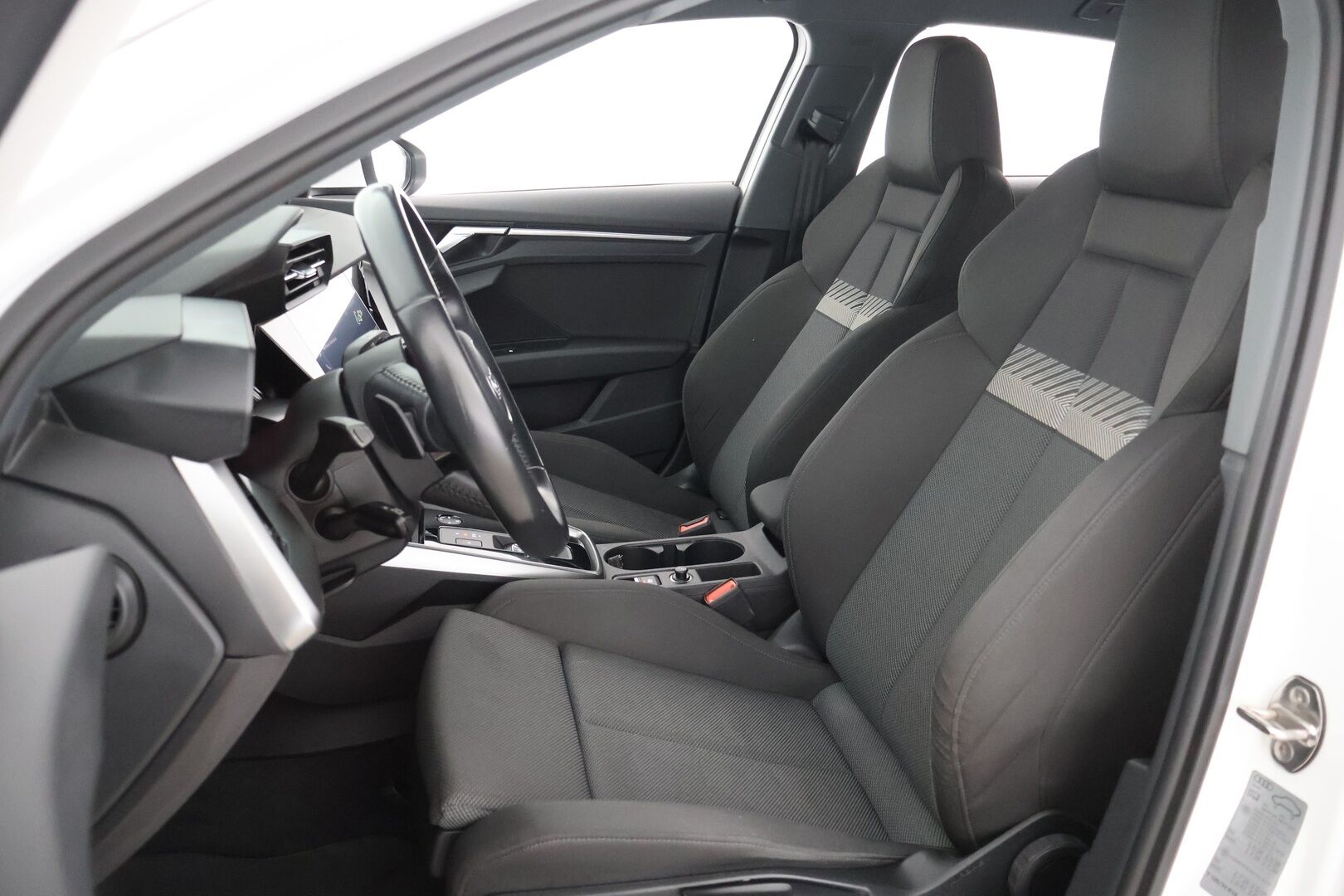 Audi A3 2020 Sportback Business Launch Edition 35 TFSI 110 kW MHEV S tronic - Digimittaristo | ACC | Sporttpenkit | Apple&Android | P.tutka | MMI+ | LED