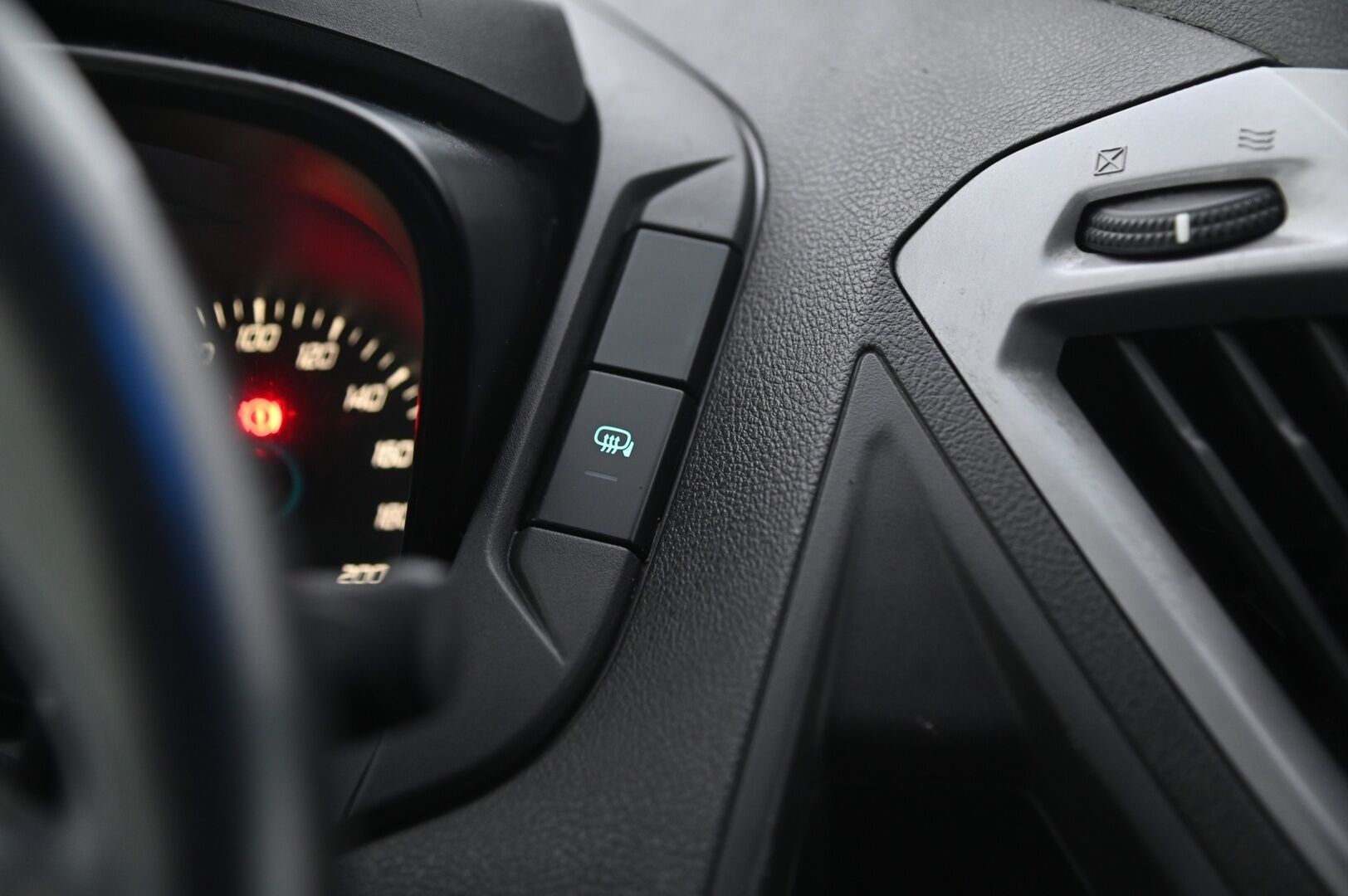 Ford Transit 2016 *Myydään Huutokaupat.com* - MYYDÄÄN HUUTOKAUPPA.COM