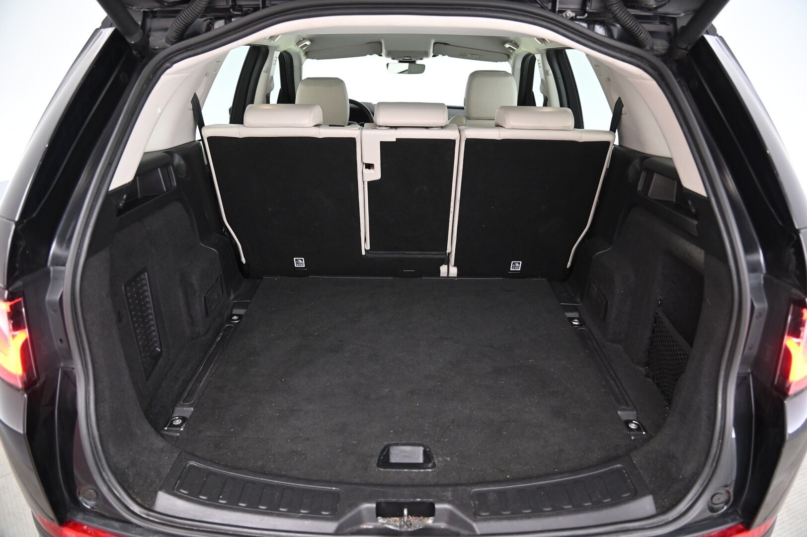 Land Rover Discovery Sport 2020 D180 MHEV AWD Aut SE - 1.Om suomiauto | Meridian | Muistipenkit | Panorama | vetokoukku | 2x uudet renkaat | Juuri katsastettu