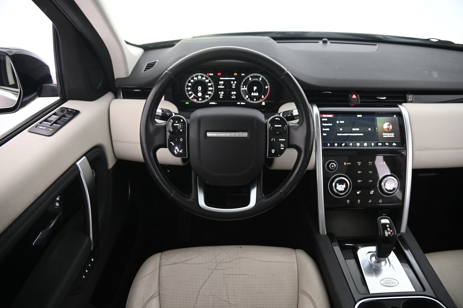Land Rover Discovery Sport 2020 D180 MHEV AWD Aut SE - 1.Om suomiauto | Meridian | Muistipenkit | Panorama | vetokoukku | 2x uudet renkaat | Juuri katsastettu
