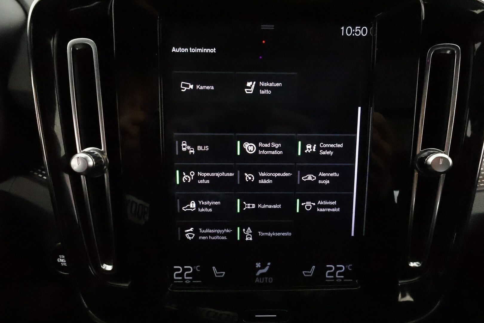 Volvo XC40 2020 T5 TwE Business R-Design aut * Webasto / Harman & Kardon / Vetokoukku / Panorama / 360-Kamera / Full LED - Merkkihuollot / Sporttipenkki Muistilla / Nahka-Alcantara / Supervarusteet!