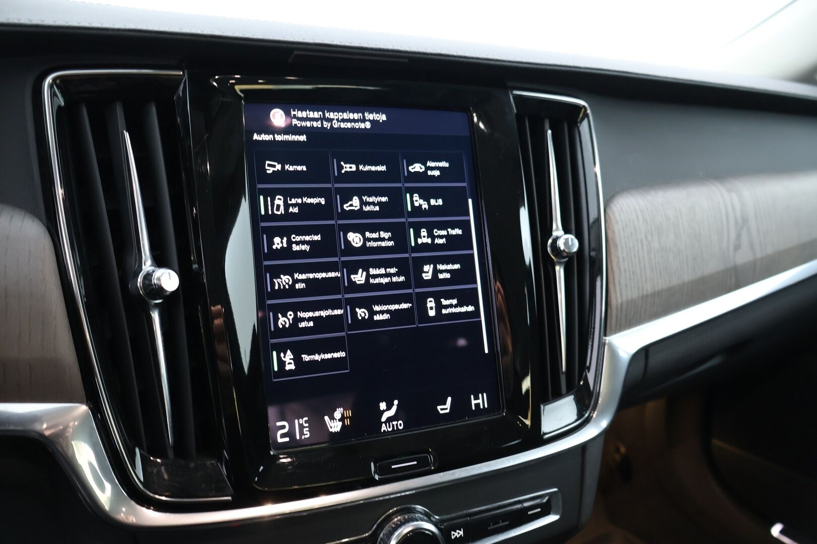 Volvo S90 2021 D3 Business Inscription Edition / Adapt.vakkari / Webasto / Peruutuskamera / Nahkaverhoilu / Suomi-auto - HULLUT JOULUT KORKOTARJOUS 2,49% 