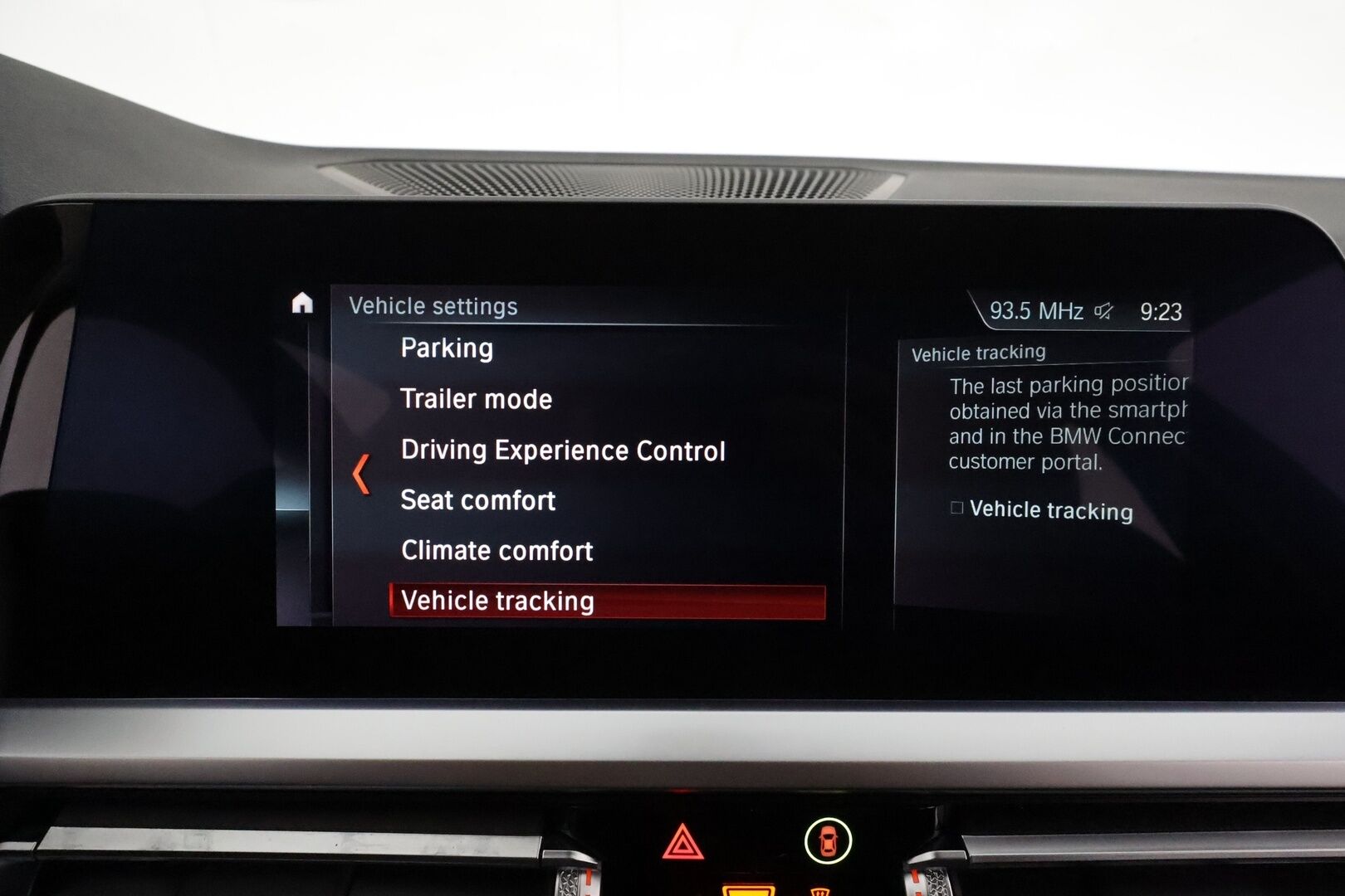 BMW 320 2020 G21 xDrive Business Sport MHEV *Vakkari / Webasto / Koukku / Hifit / LED / Puolinahat / Digimittaristo / Ratinlämmitin / Display Key - KATSO KAMPANJAHINTA! / 1.Om Suomi-auto / Merkkihuollettu ja viimeisin huolto 06/25 / Kahdet renkaat aluvanteilla 