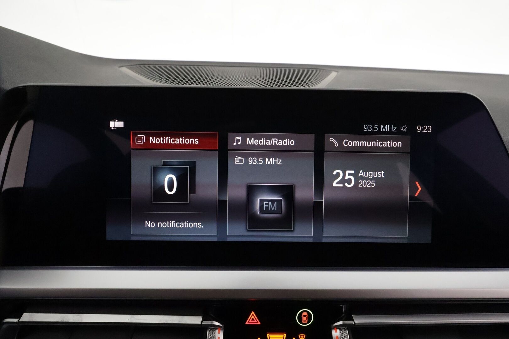 BMW 320 2020 G21 xDrive Business Sport MHEV *Vakkari / Webasto / Koukku / Hifit / LED / Puolinahat / Digimittaristo / Ratinlämmitin / Display Key - KATSO KAMPANJAHINTA! / 1.Om Suomi-auto / Merkkihuollettu ja viimeisin huolto 06/25 / Kahdet renkaat aluvanteilla - HULLU BLACKWEEK KORKOTARJOUS 2,49%