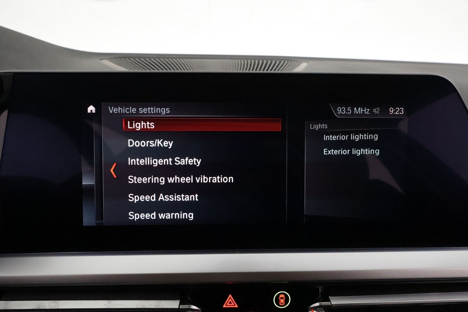 BMW 320 2020 G21 xDrive Business Sport MHEV *Vakkari / Webasto / Koukku / Hifit / LED / Puolinahat / Digimittaristo / Ratinlämmitin / Display Key - KATSO KAMPANJAHINTA! / 1.Om Suomi-auto / Merkkihuollettu ja viimeisin huolto 06/25 / Kahdet renkaat aluvanteilla 