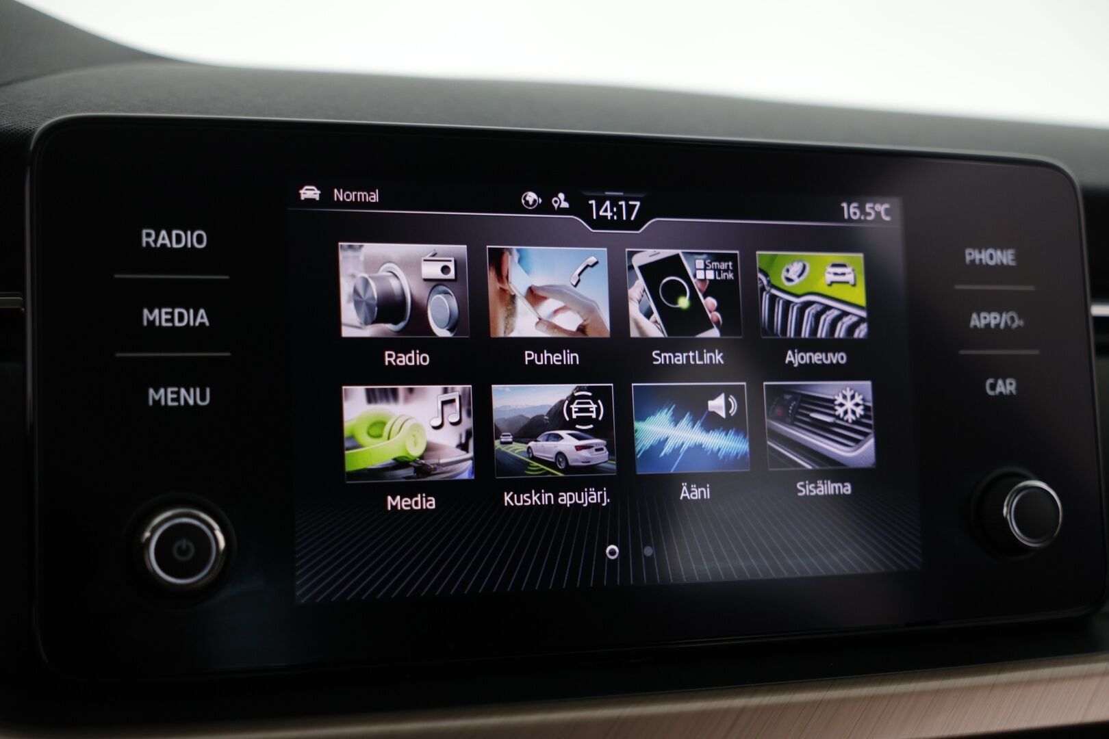 Skoda Kamiq 2020 1,0 TSI 115 Style DSG Autom. / ACC / Sähköpenkit / Suomiauto - HULLUT AVAJAISHULINAT KORKOTARJOUS 3,29 %