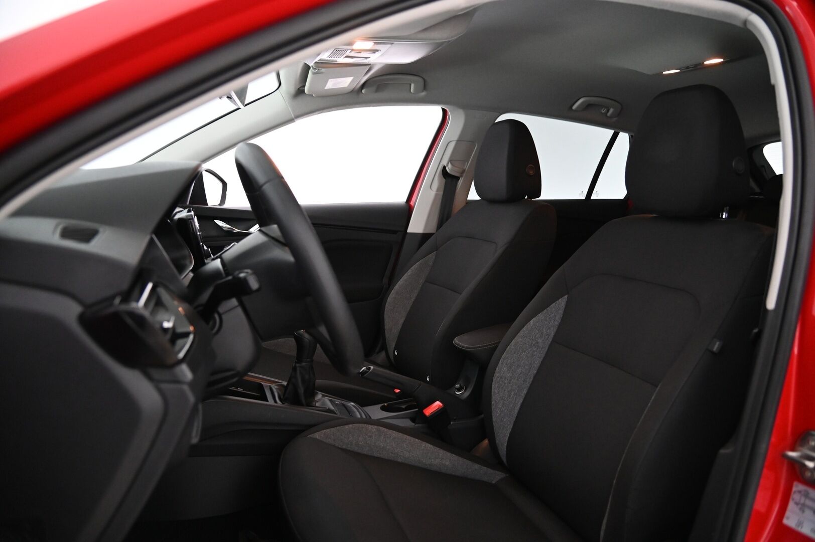 Skoda Scala 2020 1,0 TSI 95 Active *Lohko sisälämmittimellä / Vakkari* - *2x renkaat / Siisti juuri saapunut*