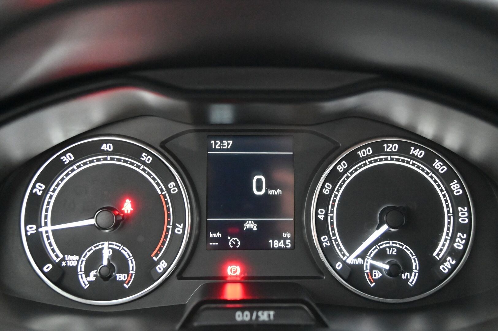 Skoda Scala 2020 1,0 TSI 95 Active *Lohko sisälämmittimellä / Vakkari* - *2x renkaat / Siisti juuri saapunut*