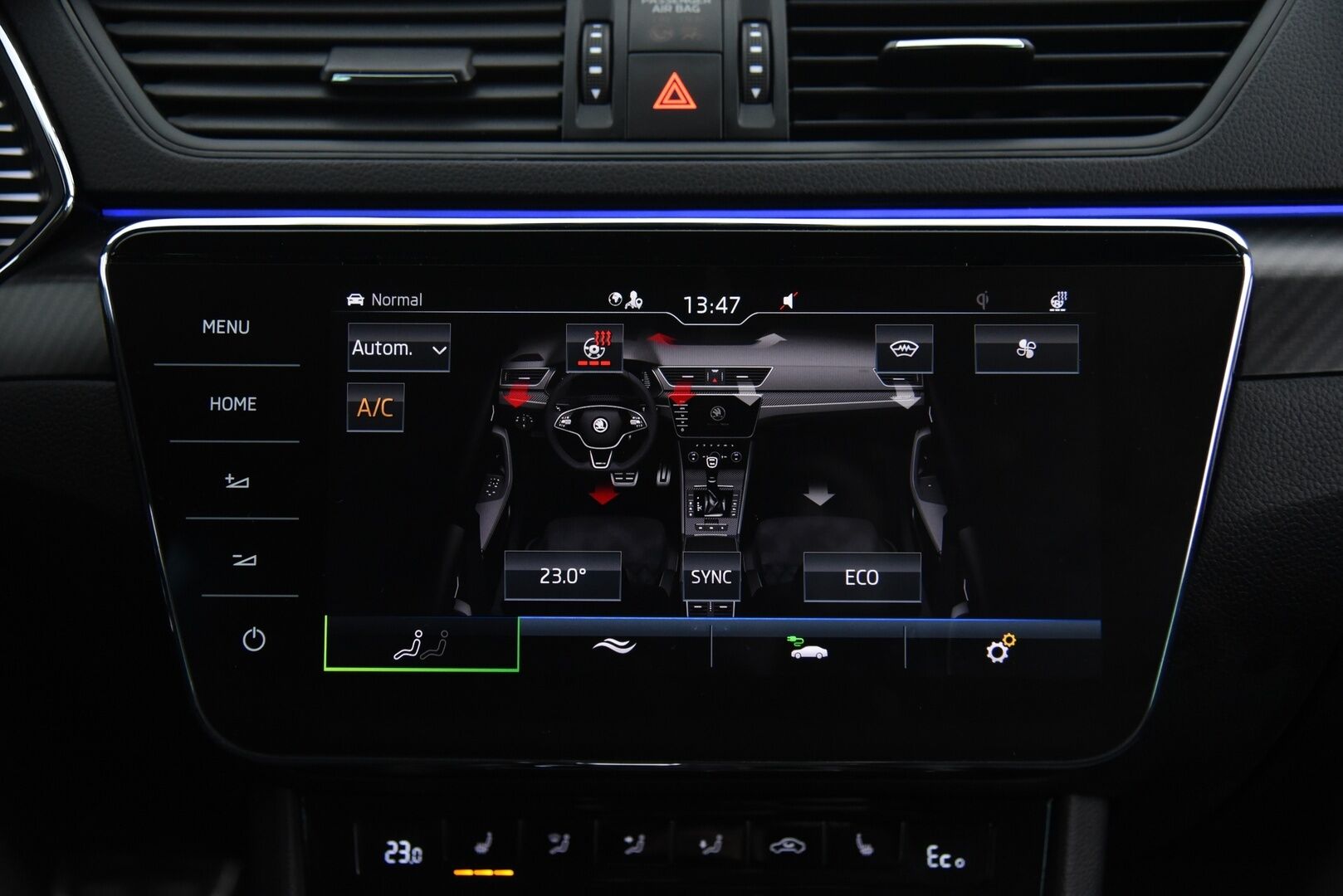 Skoda Superb 2020 Combi 1,4 TSI PHEV SportLine iV DSG Autom. / Webasto / Koukku / Matrix-LED / 360° / Skoda Sound System / - Muistipenkki / Adapt.vak / BLIS / Apple & Android / Huippuvarusteltu! 
