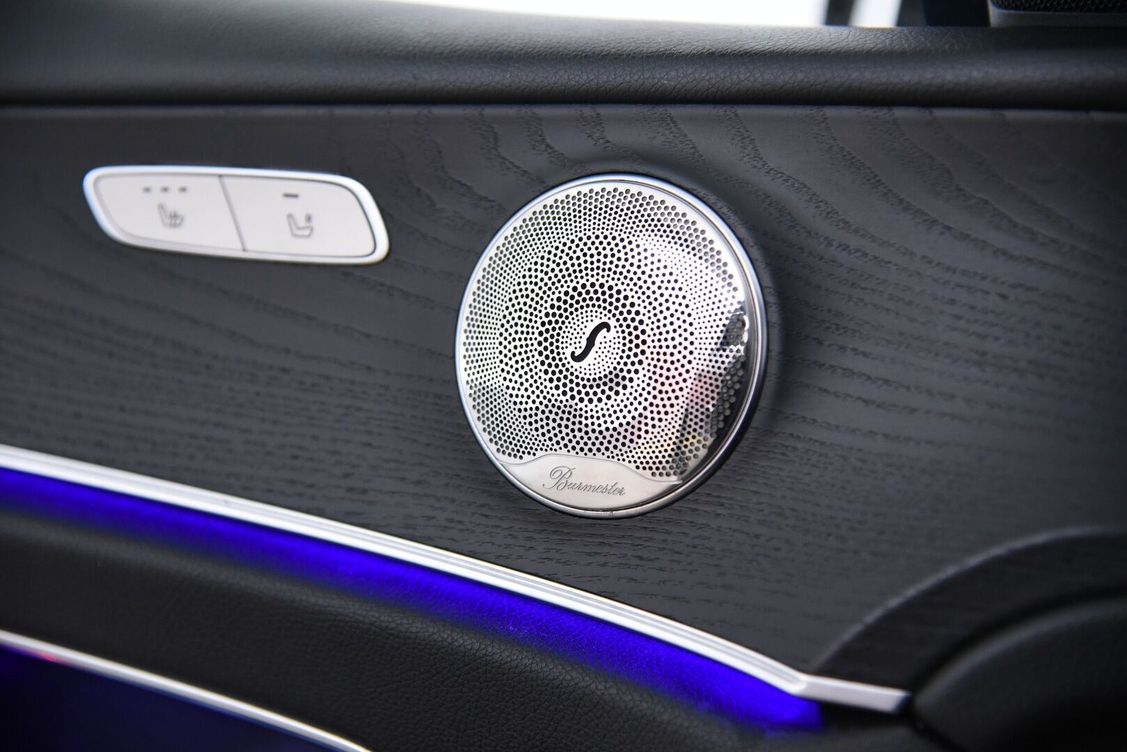 Mercedes-Benz E 2019 200 d A Premium Business / Adapt.vakkari  / Webasto / Steering Pilot / Widescreen / P.kamera / - Facelift / Apple & Android / Premium Ambiente valaistus / Juuri huollettu / Huippu varusteltu! 