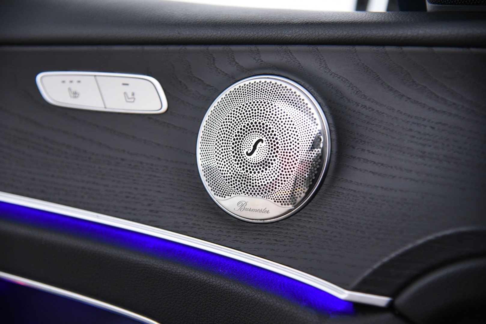 Mercedes-Benz E 2019 200 d A Premium Business / Adapt.vakkari  / Webasto / Steering Pilot / Widescreen / P.kamera / - Apple & Android / Premium Ambiente valaistus / Juuri huollettu / Huippu varusteltu! - HULLUT VÄLIPÄIVÄT KORKOTARJOUS 2,49%