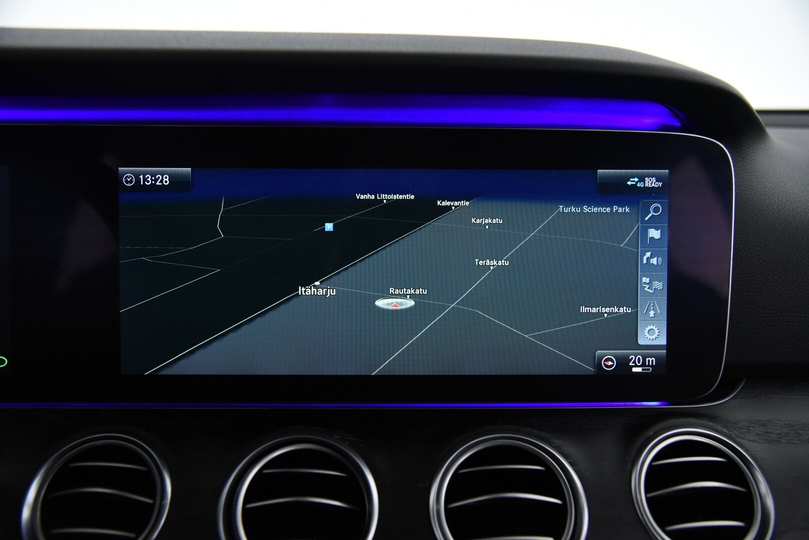 Mercedes-Benz E 2019 200 d A Premium Business / Adapt.vakkari  / Webasto / Steering Pilot / Widescreen / P.kamera / - Apple & Android / Premium Ambiente valaistus / Juuri huollettu / Huippu varusteltu! - HULLUT VÄLIPÄIVÄT KORKOTARJOUS 2,49%