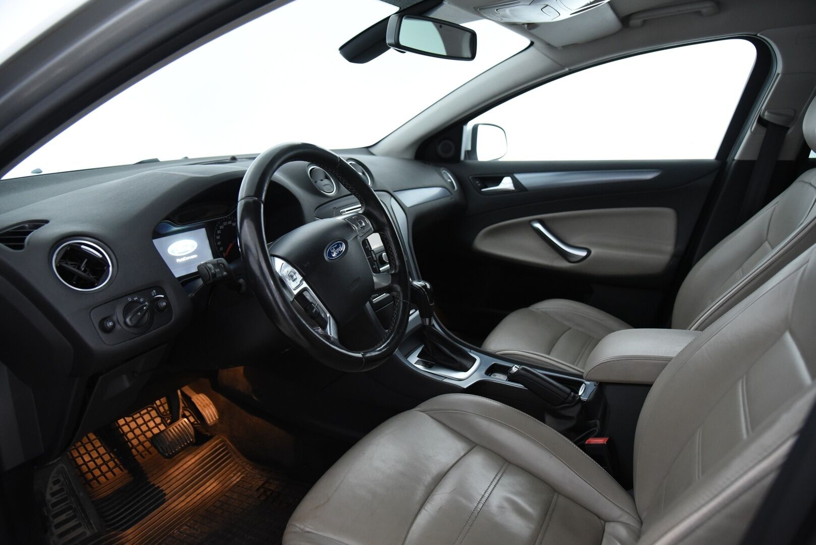 Ford Mondeo 2014 2,0 TDCi 140hv PowerShift Titanium Business A6 Wagon - Myydään Huutokaupat.comissa!