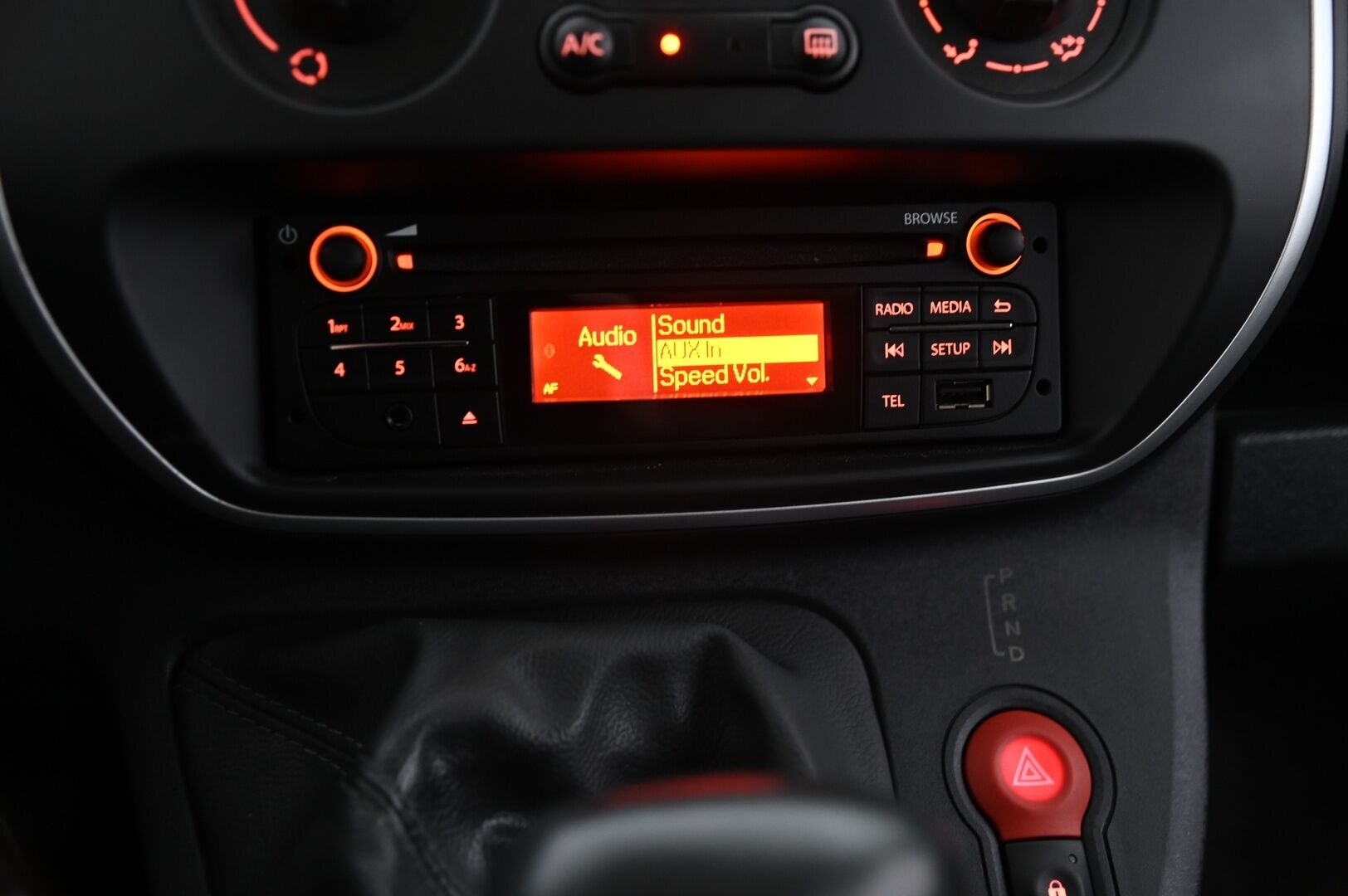 Renault Kangoo 2020 Z.E. Power+ 3m3, 33 kWh *Vakionopeudensäädin / P-kamera / Ilmastointi* - Merkkihuollettu / 2x renkaat vanteilla / Siisti* - HULLUT VÄLIPÄIVÄT KORKOTARJOUS 2,49%