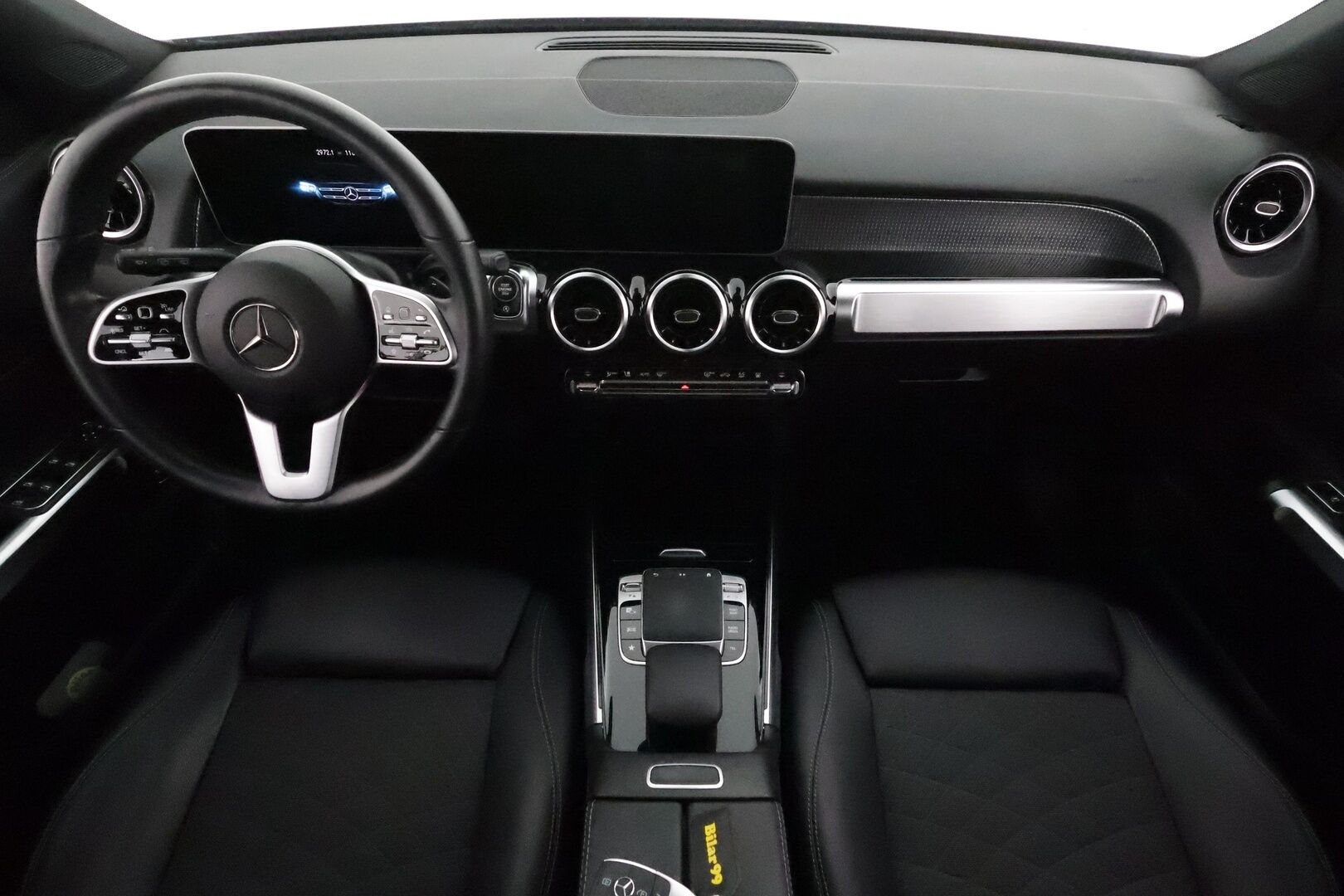 Mercedes-Benz GLB 2021 200 d 4MATIC A Business Avantgarde **Webasto / Koukku / Adapt.Vakkari / P.kamera / Multibeam-LED / Sporttipenkit** - 3,99 % KORKOTARJOUS TÄHÄN AUTOON - 1-om Suomi-auto / Kahdet Renkaat
