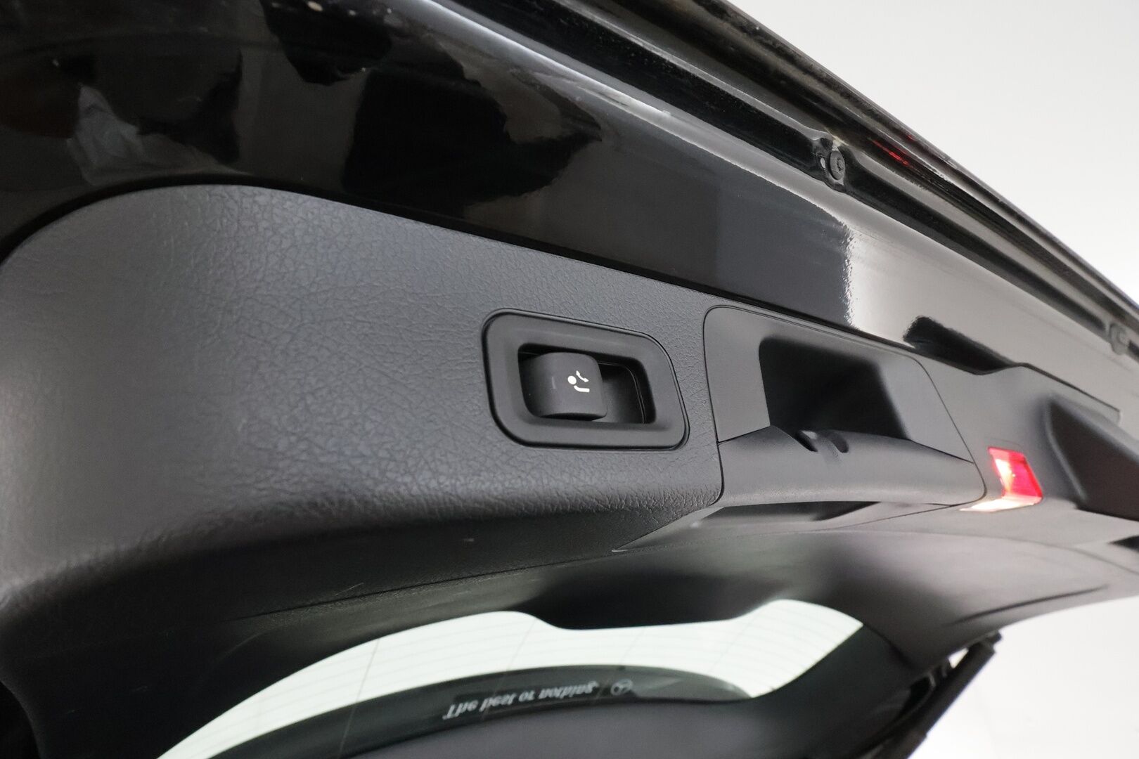 Mercedes-Benz GLB 2021 200 d 4MATIC A Business Avantgarde **Webasto / Koukku / Adapt.Vakkari / P.kamera / Multibeam-LED / Sporttipenkit** - 1-om Suomi-auto / Kahdet Renkaat