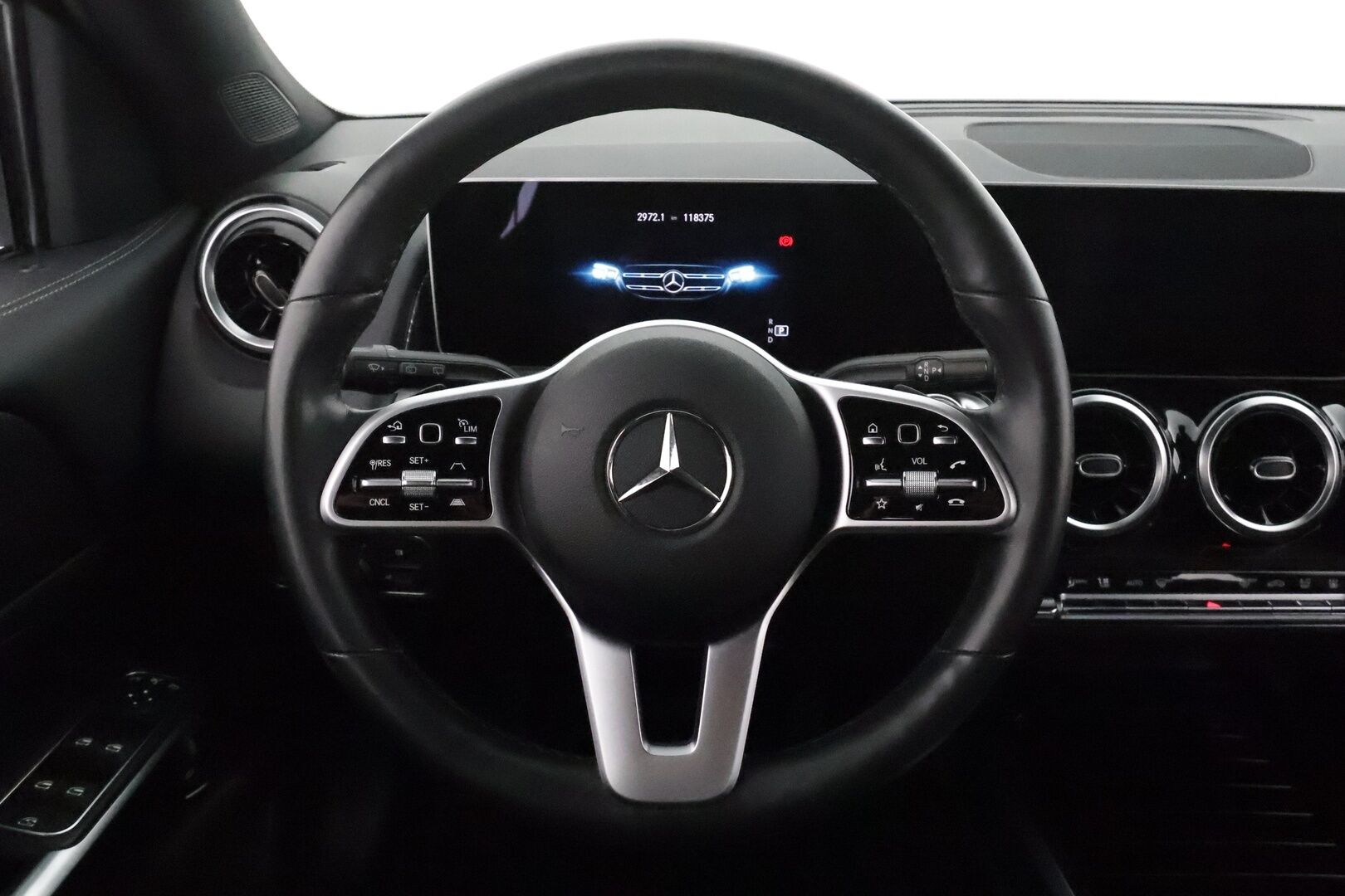 Mercedes-Benz GLB 2021 200 d 4MATIC A Business Avantgarde **Webasto / Koukku / Adapt.Vakkari / P.kamera / Multibeam-LED / Sporttipenkit** - 3,99 % KORKOTARJOUS TÄHÄN AUTOON - 1-om Suomi-auto / Kahdet Renkaat