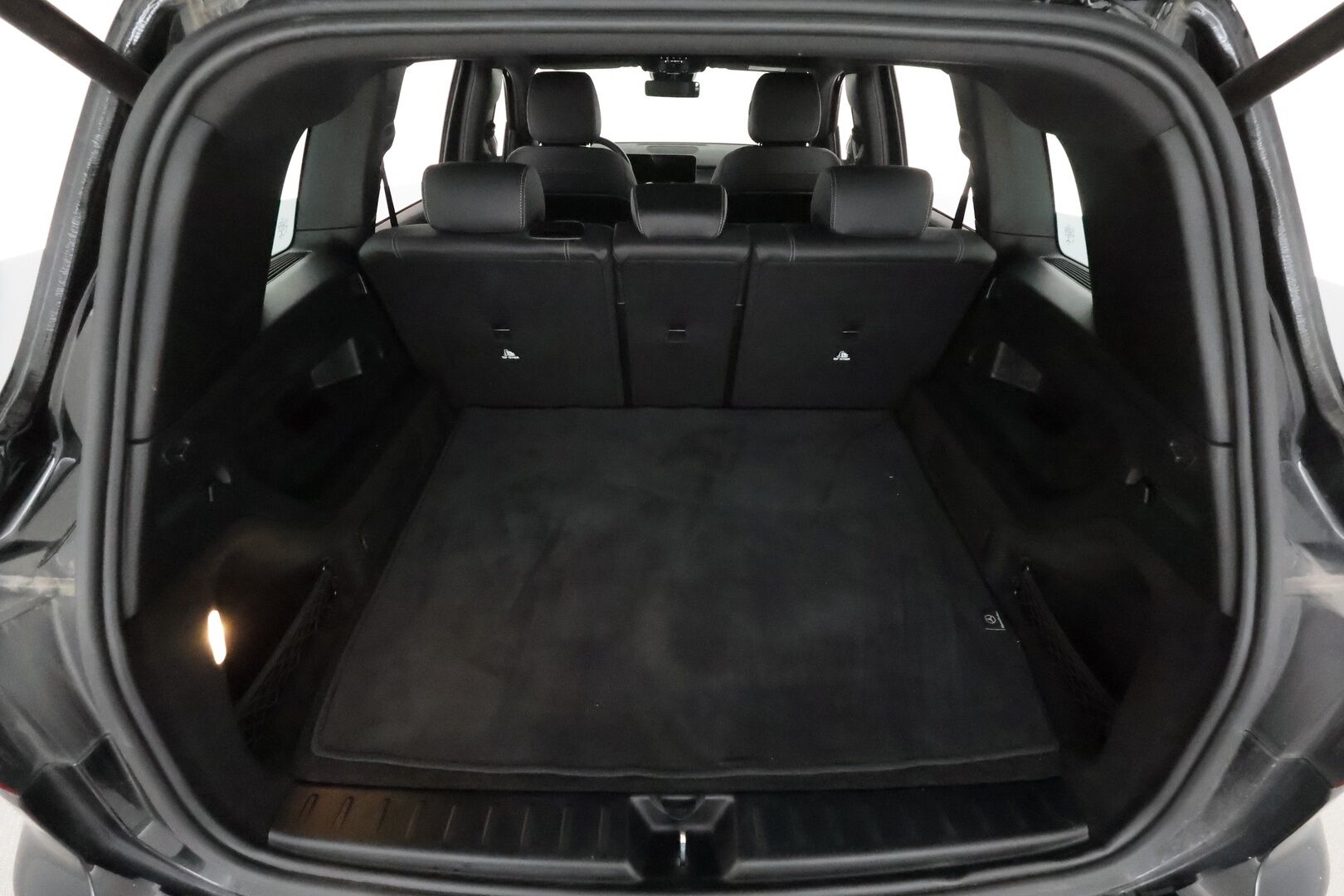 Mercedes-Benz GLB 2021 200 d 4MATIC A Business Avantgarde **Webasto / Koukku / Adapt.Vakkari / P.kamera / Multibeam-LED / Sporttipenkit** - 3,99 % KORKOTARJOUS TÄHÄN AUTOON - 1-om Suomi-auto / Kahdet Renkaat