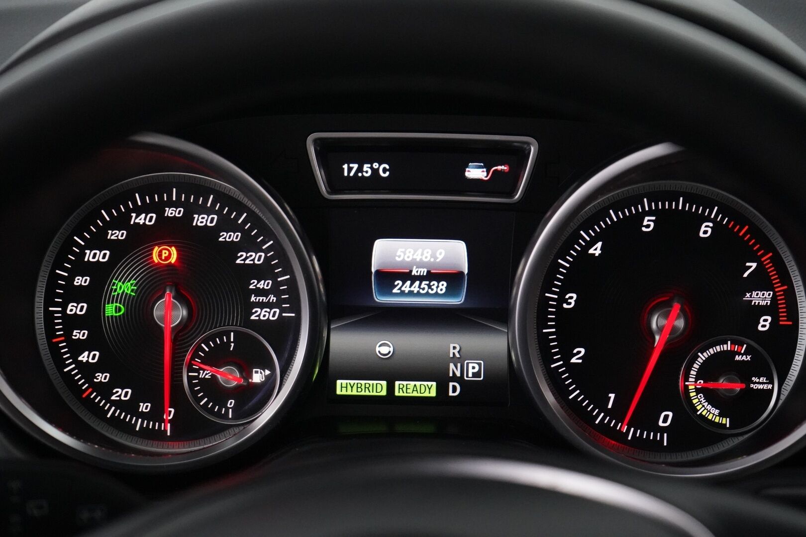 Mercedes-Benz GLE 2016 500 e 4Matic * Distronic + / Muistipenkit / Panorama / Harman&Kardon * - Panorama / Harman&Kardon / Muistipenkit / Koukku / Nahkasisusta - HULLUT AVAJAISHULINAT KORKOTARJOUS 3,29 %