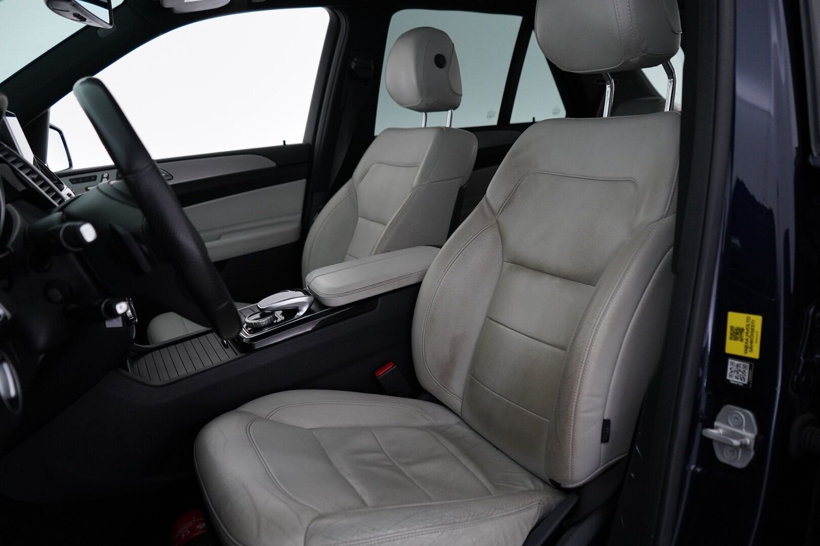 Mercedes-Benz GLE 2016 500 e 4Matic * Distronic + / Muistipenkit / Panorama / Harman&Kardon * - Panorama / Harman&Kardon / Muistipenkit / Koukku / Nahkasisusta - HULLUT AVAJAISHULINAT KORKOTARJOUS 3,29 %