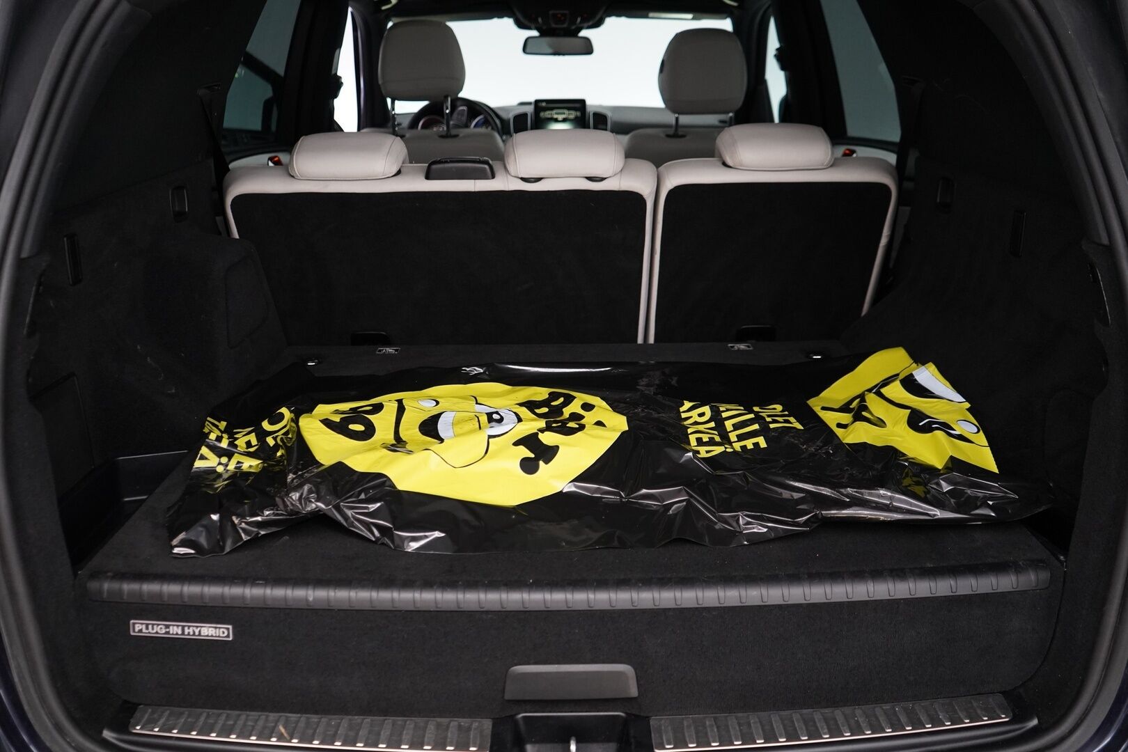 Mercedes-Benz GLE 2016 500 e 4Matic * Distronic + / Muistipenkit / Panorama / Harman&Kardon * - Panorama / Harman&Kardon / Muistipenkit / Koukku / Nahkasisusta - HULLUT AVAJAISHULINAT KORKOTARJOUS 3,29 %