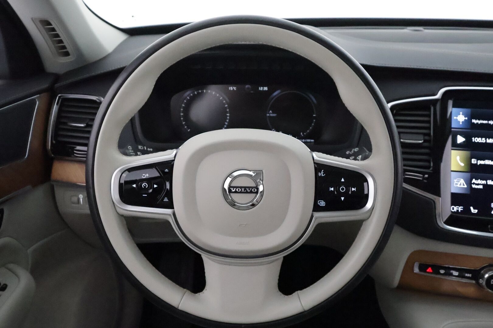 Volvo XC90 2021 T8 TwE AWD Inscription aut 7-P *ACC / Muistipenkit / Full LED / 360° / Vaaleat sporttinahat / Navi / BLIS / Koukku / Webasto* - 1.Om Suomi-auto / Jakohihna vaihdettu 9/25 / Merkkihuollettu - HULLU BLACKWEEK KORKOTARJOUS 2,49%