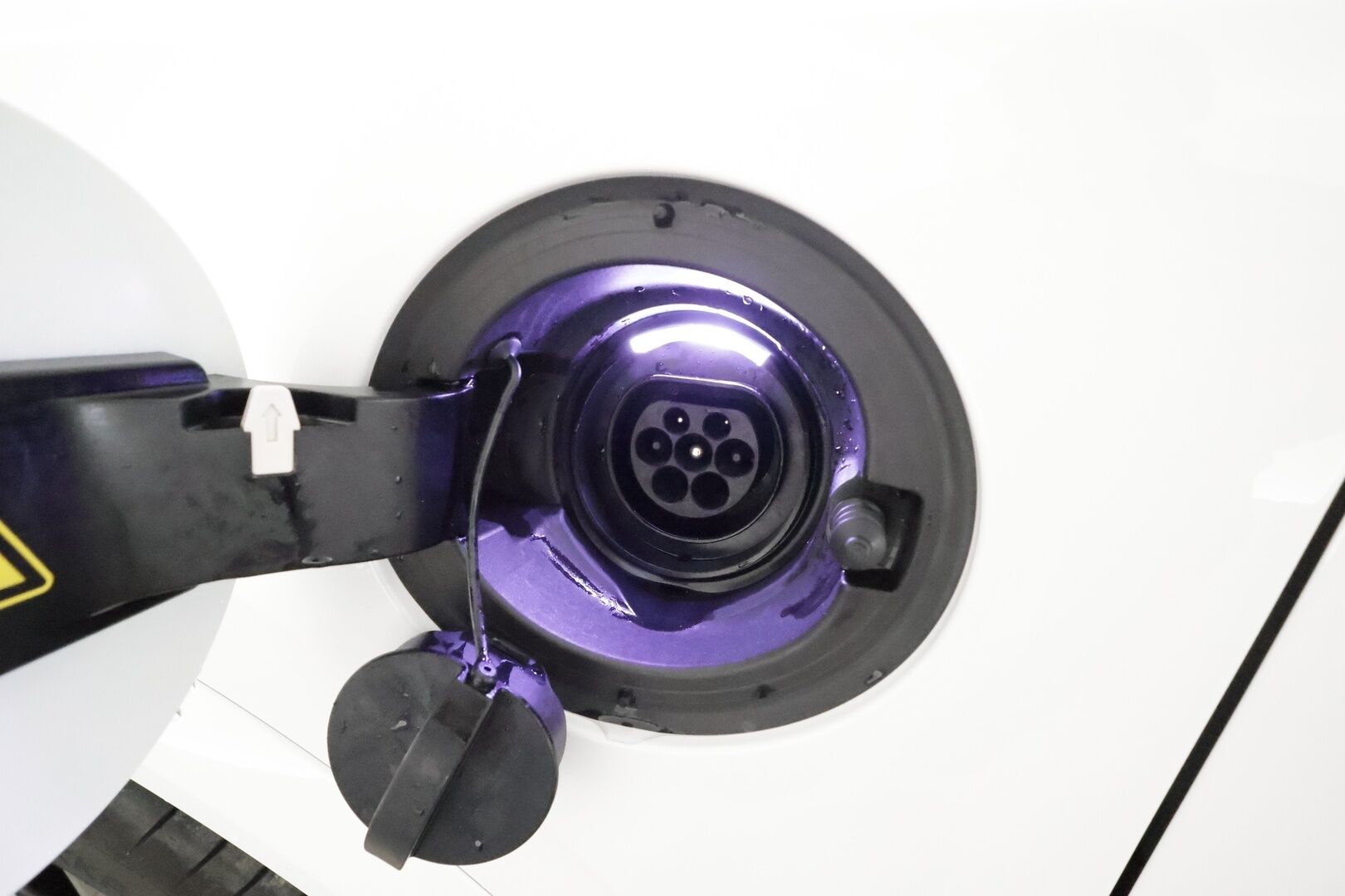 Volvo XC90 2021 T8 TwE AWD Inscription aut 7-P *ACC / Muistipenkit / Full LED / 360° / Vaaleat sporttinahat / Navi / BLIS / Koukku / Webasto* - 1.Om Suomi-auto / Jakohihna vaihdettu 9/25 / Merkkihuollettu - HULLU BLACKWEEK KORKOTARJOUS 2,49%