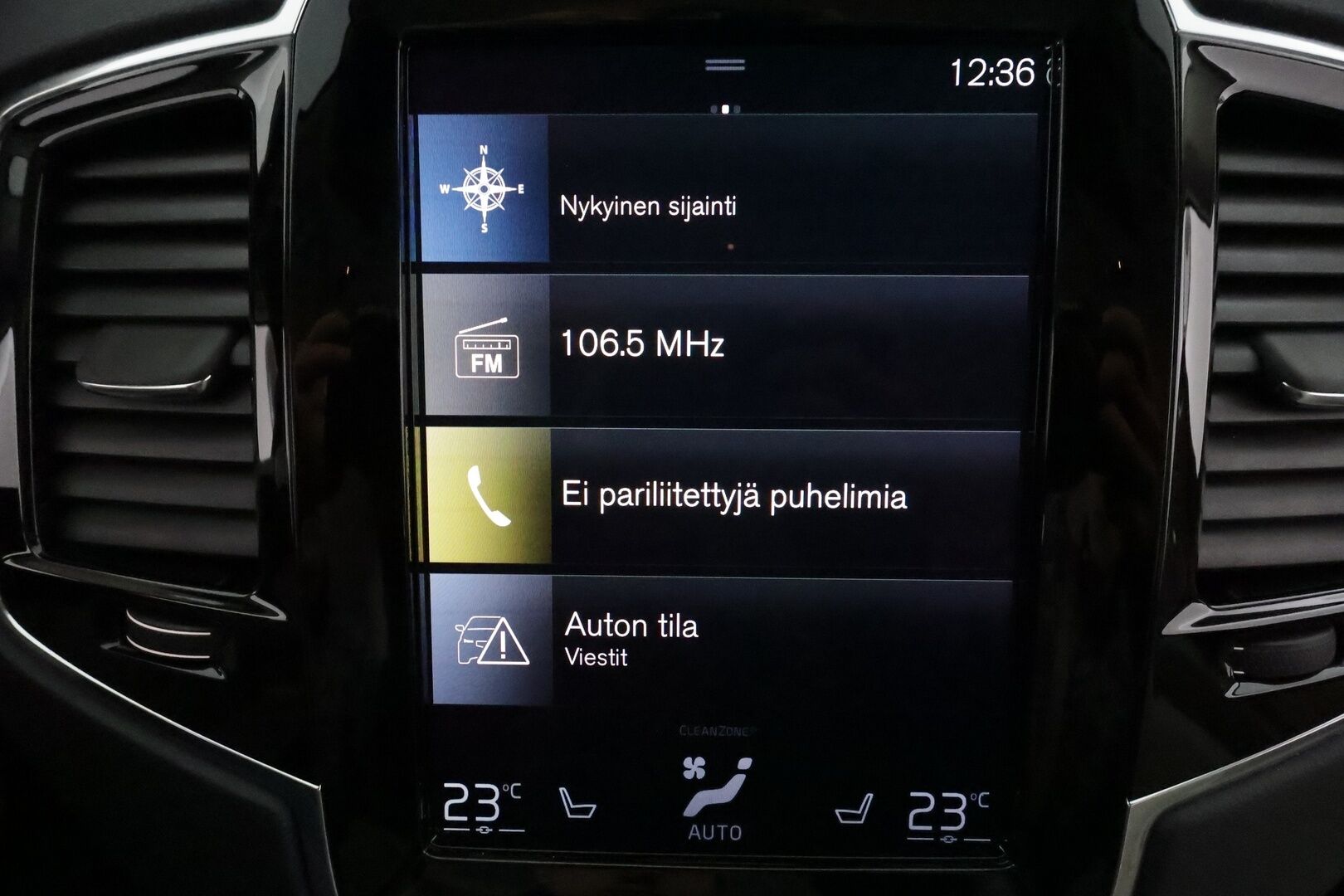 Volvo XC90 2021 T8 TwE AWD Inscription aut 7-P *ACC / Muistipenkit / Full LED / 360° / Vaaleat sporttinahat / Navi / BLIS / Koukku / Webasto* - 1.Om Suomi-auto / Jakohihna vaihdettu 9/25 / Merkkihuollettu - HULLU BLACKWEEK KORKOTARJOUS 2,49%