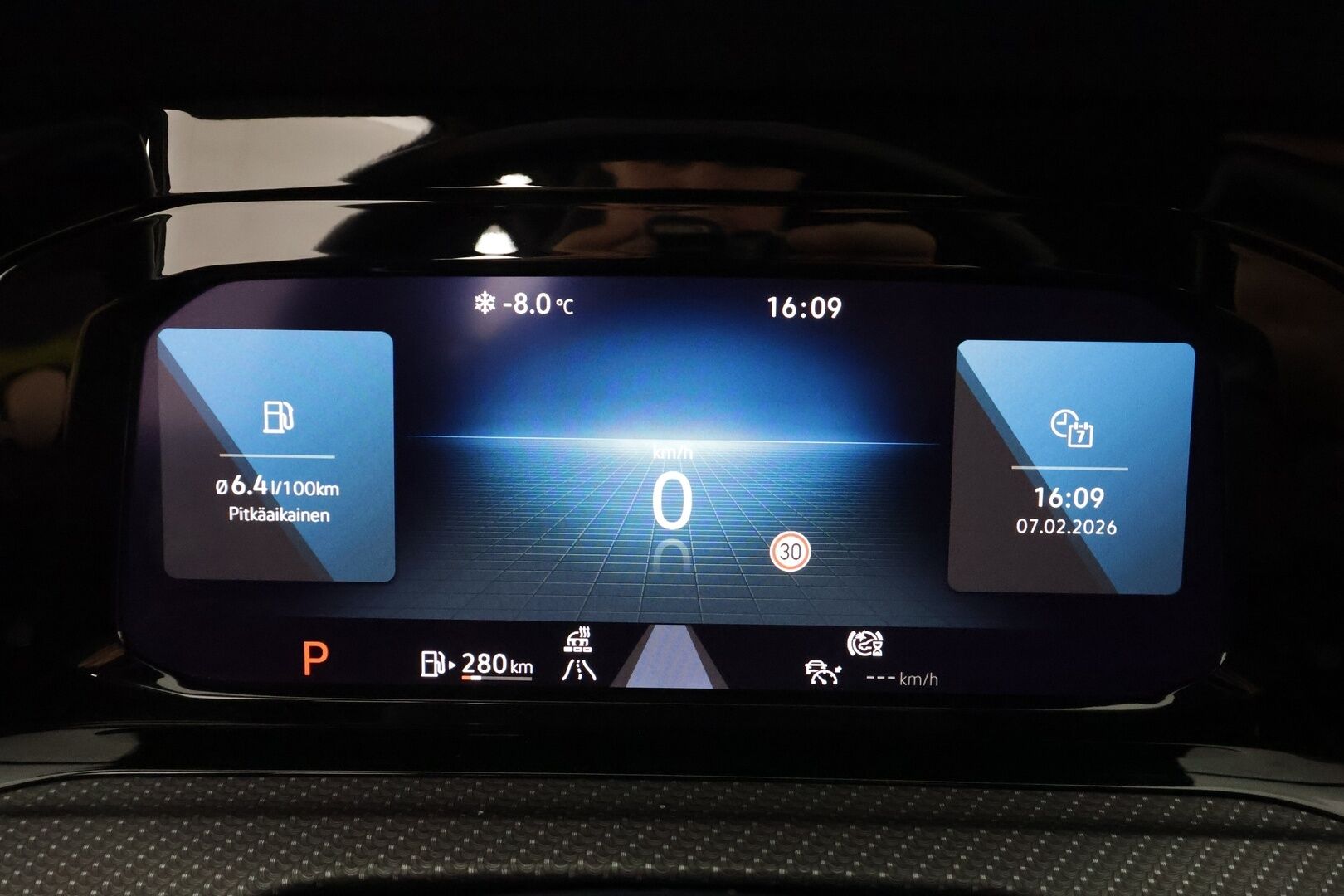 Volkswagen Golf 2021 First Edition R-Line 1,5 eTSI 110 kW (MHEV) DSG-automaatti * Webasto / Adapt.Vakkari / LED / Apple&Android / Keyless - 1.Om Suomi-auto / Kahdet Renkaat