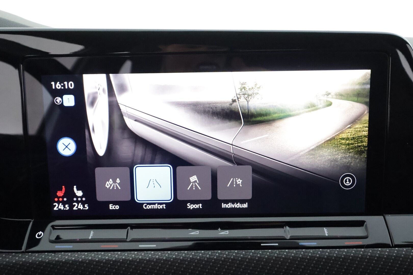 Volkswagen Golf 2021 First Edition R-Line 1,5 eTSI 110 kW (MHEV) DSG-automaatti * Webasto / Adapt.Vakkari / LED / Apple&Android / Keyless - 1.Om Suomi-auto / Kahdet Renkaat