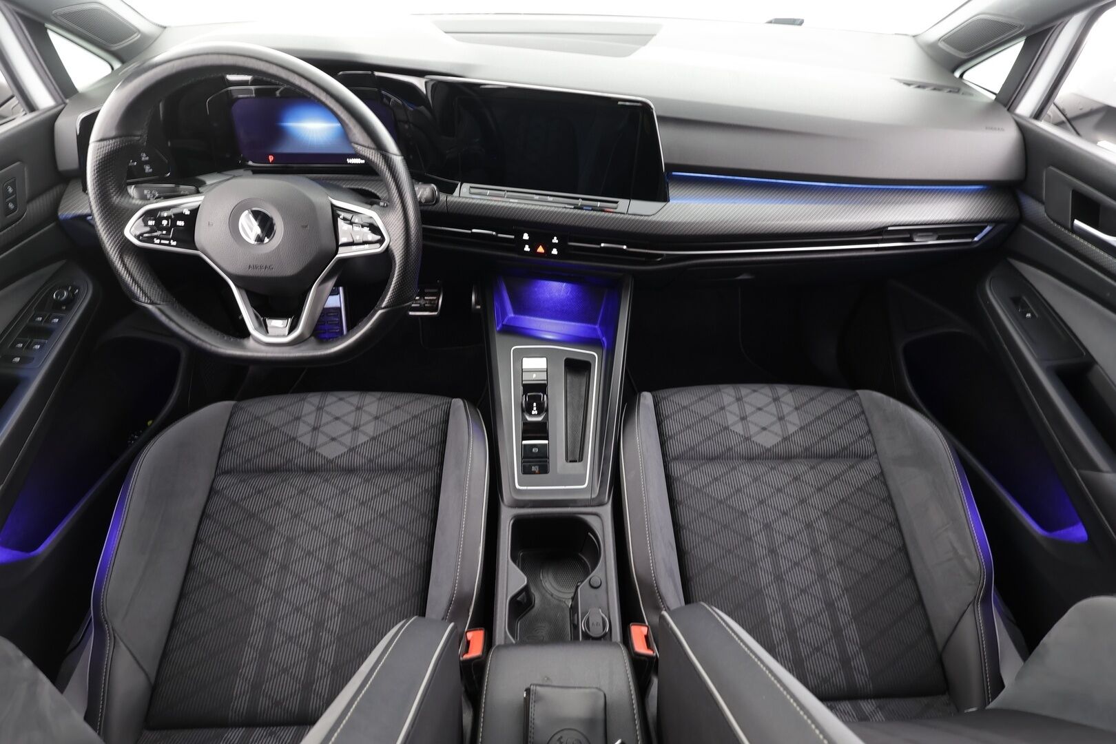 Volkswagen Golf 2021 First Edition R-Line 1,5 eTSI 110 kW (MHEV) DSG * ACC / Webasto / LED / Keyless / Apple&Android * - 1.Om Suomi-auto / Kahdet Renkaat