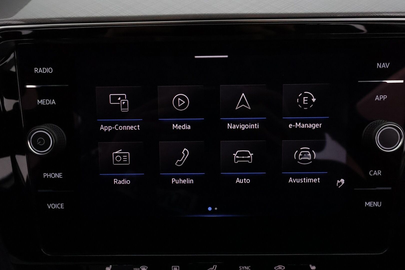 Volkswagen Passat 2021 Variant GTE Business Plug-In Hybrid 160 kW DSG *ACC / P.kamera / Webasto / IQ.Light / Koukku / Navi* - Suomi-auto / Akku kuntotarkastettu! / Kahdet renkaat aluvanteilla