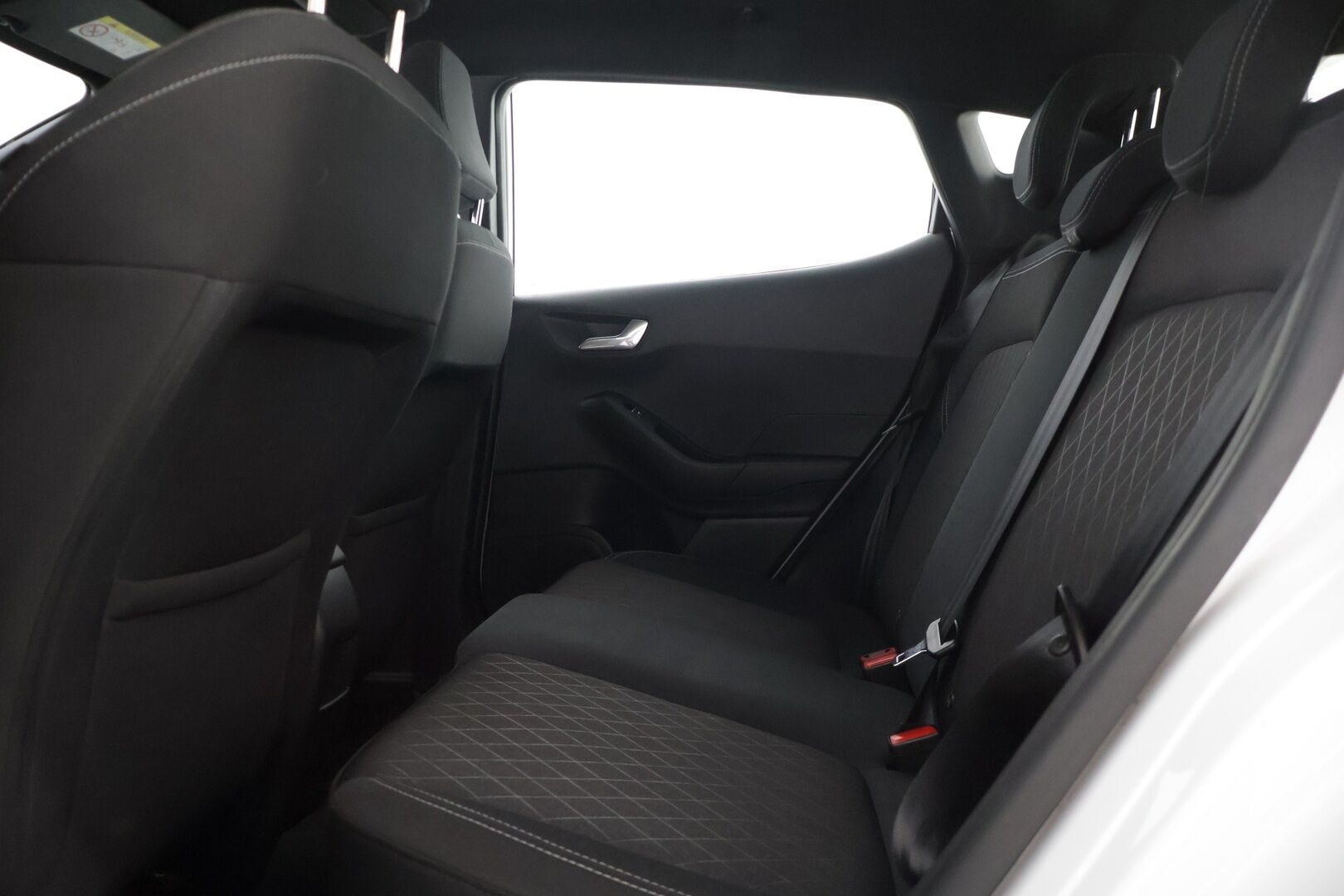 Ford Fiesta 2021 1,0 EcoBoost Hybrid (mHEV) 125hv M6 Active 5-ovinen * Ohjauspyörän lämmitin / Apple&Android / P-tutkat * - 1 Omisteinen Suomi-auto / 2x Renkaat