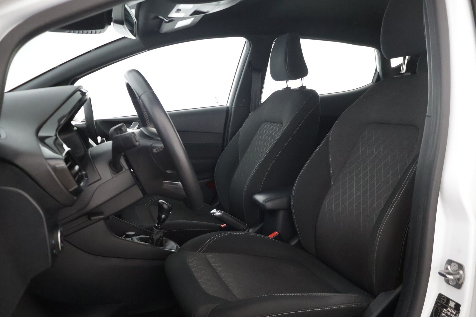 Ford Fiesta 2021 1,0 EcoBoost Hybrid (mHEV) 125hv M6 Active 5-ovinen * Ohjauspyörän lämmitin / Apple&Android / P-tutkat * - 1 Omisteinen Suomi-auto / 2x Renkaat