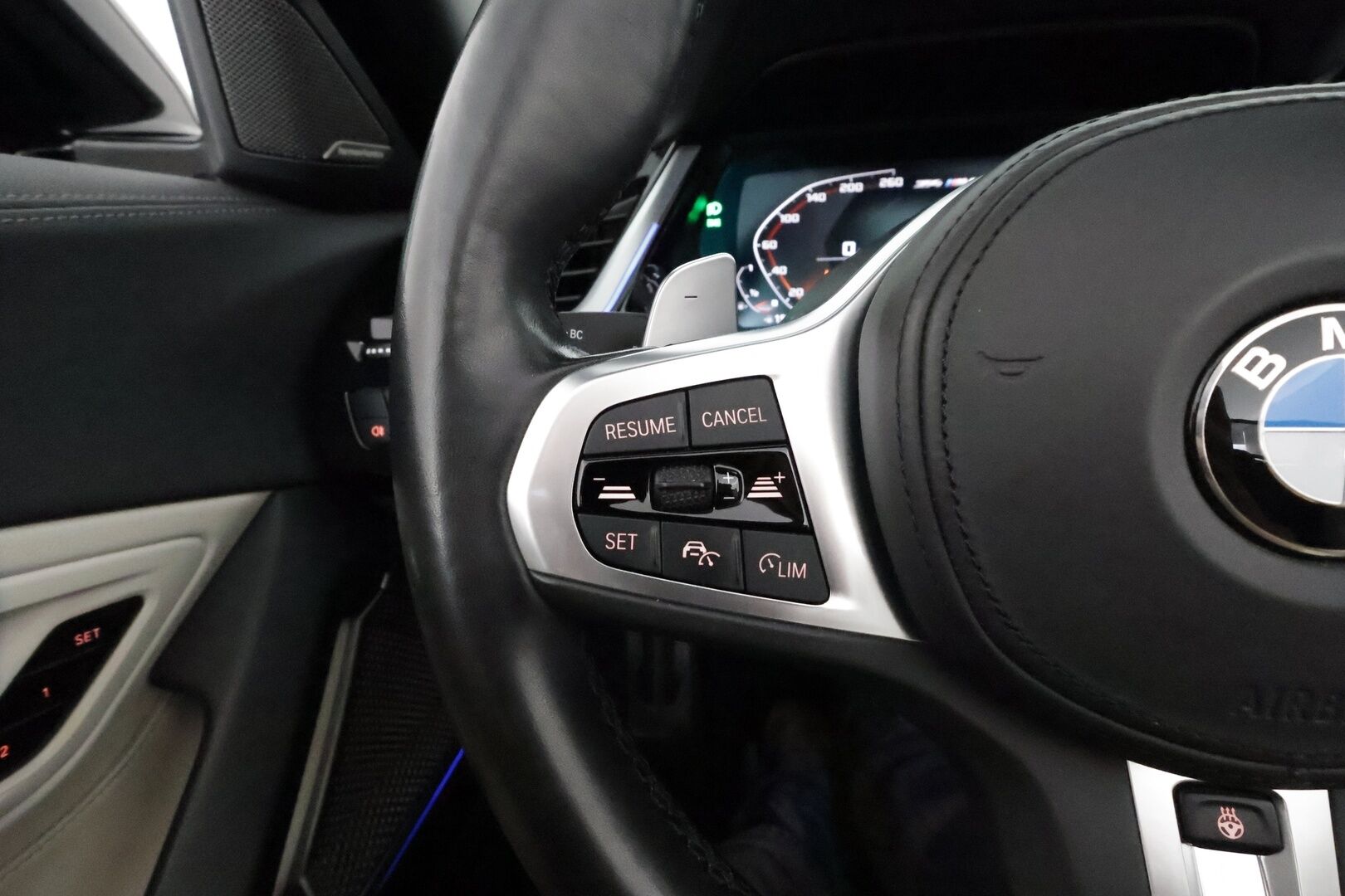 BMW Z4 2019 G29 Roadster M40i **HUD / H&K / Adapt.vakkari / Vaaleat nahkapenkit / P.kamera / Comfort access - 2,99 % KORKOTARJOUS TÄHÄN AUTOON - 