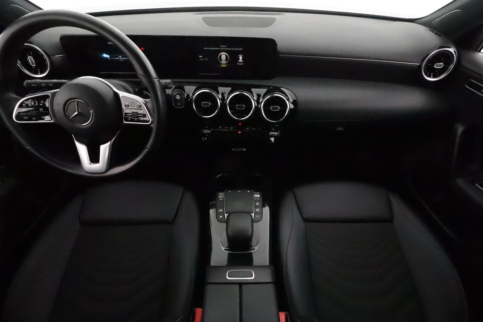 Mercedes-Benz A 2021 180 A Business Style * Peruutuskamera / Koukku / LED High Performance / Digimittari / Sporttipenkit - 1Om Suomiauto / 2x Renkaat / ALV