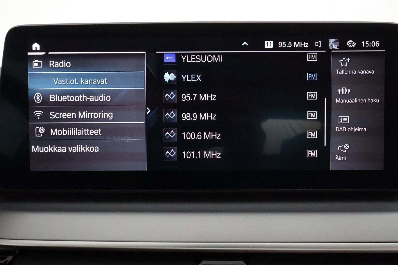 BMW 530 2021 G30 Sedan 530e xDrive A Charged Edition **Koukku / LED-valot / P.kamera / Sporttinahat Muistilla / Navi** - 1-om Suomi-auto / 2x Latauskaapelit / Kahdet Renkaat / Merkkihuollettu! - HULLU BLACKWEEK KORKOTARJOUS 2,49%