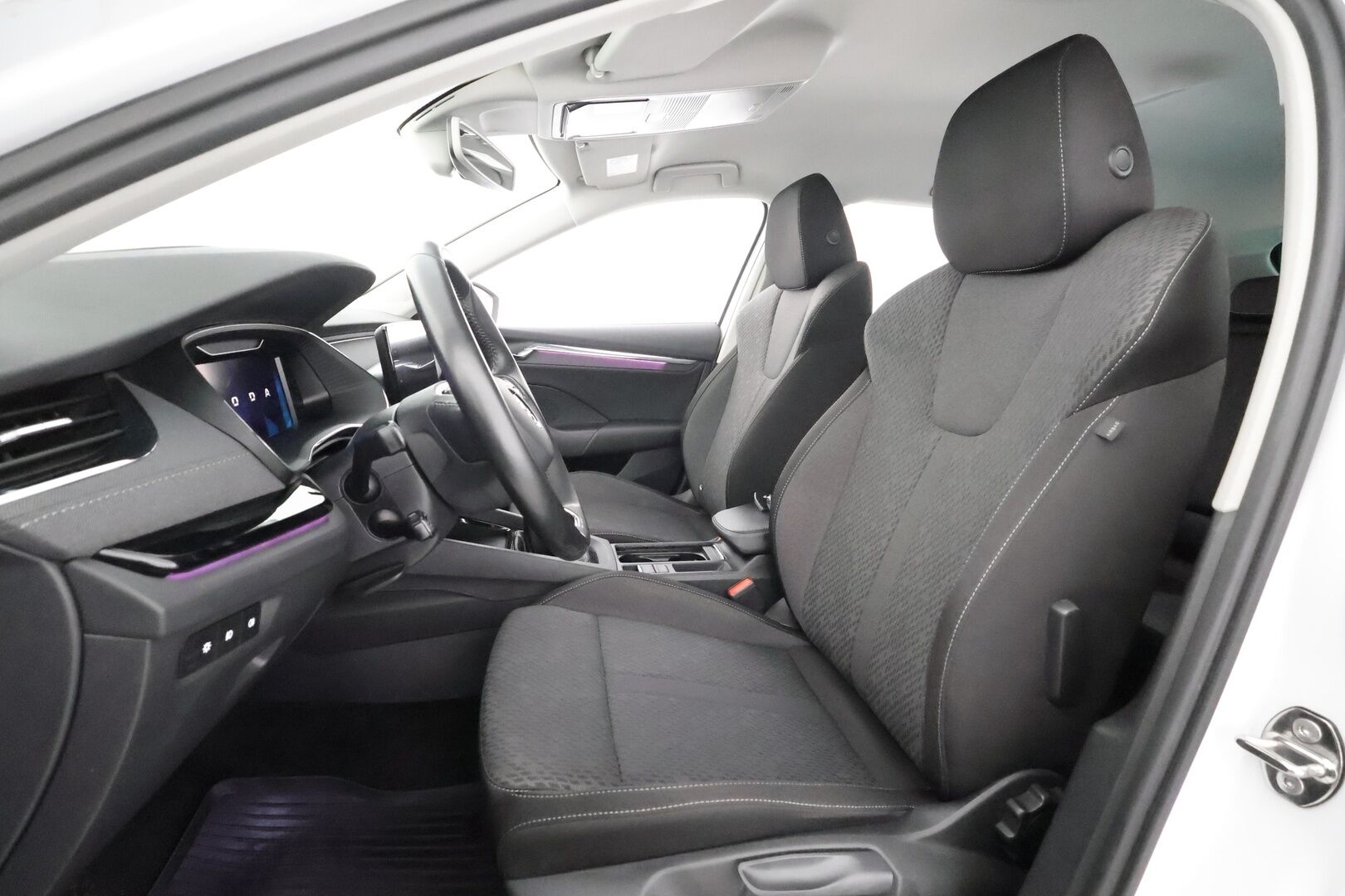 Skoda Octavia 2021 Combi 1,5 TSI Style Launch Edition - | ACC | Webasto | Matrix-LED | HUD | Canton | P.Kamera | Ratinlämmitys | Keyless | Apple&Android | Suomi-auto | Kahdet Renkaat |