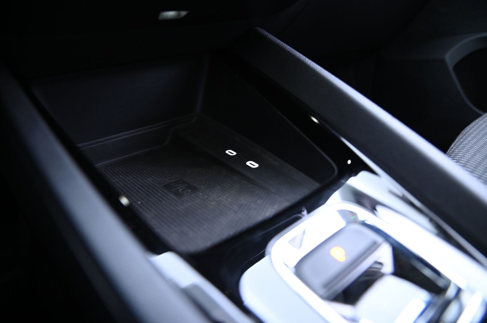 Skoda Octavia 2021 Combi 2,0 TDI 150 Ambition Launch Edition DSG Aut. *Webasto / Digimittaristo / Tutkat / LED / Koukku* - Tilava perhefarkku / Uusi korinen / Koukullinen suomi-auto