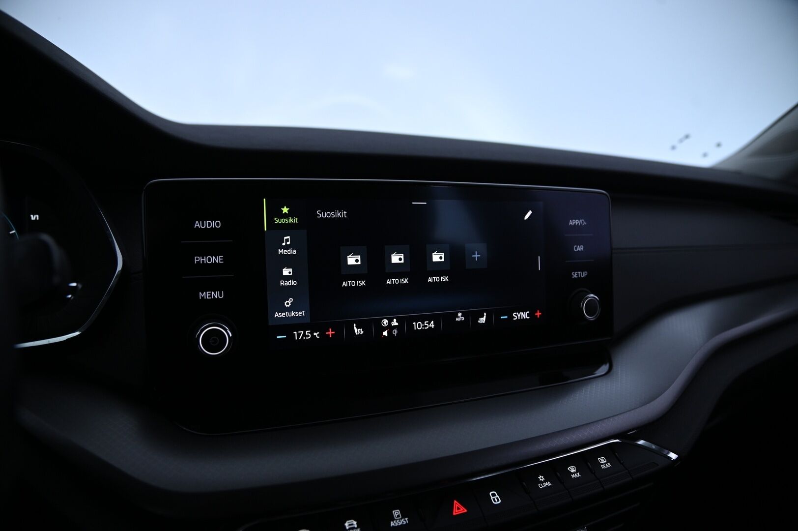 Skoda Octavia 2021 Combi 2,0 TDI 150 Ambition Launch Edition DSG Aut. *Webasto / Digimittaristo / Tutkat / LED / Koukku* - Tilava perhefarkku / Uusi korinen / Koukullinen suomi-auto