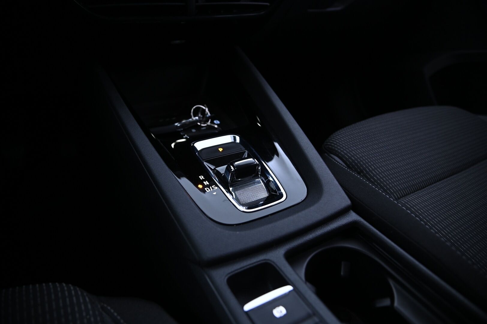 Skoda Octavia 2021 Combi 2,0 TDI 150 Ambition Launch Edition DSG Aut. *Webasto / Digimittaristo / Tutkat / LED / Koukku* - Tilava perhefarkku / Uusi korinen / Koukullinen suomi-auto