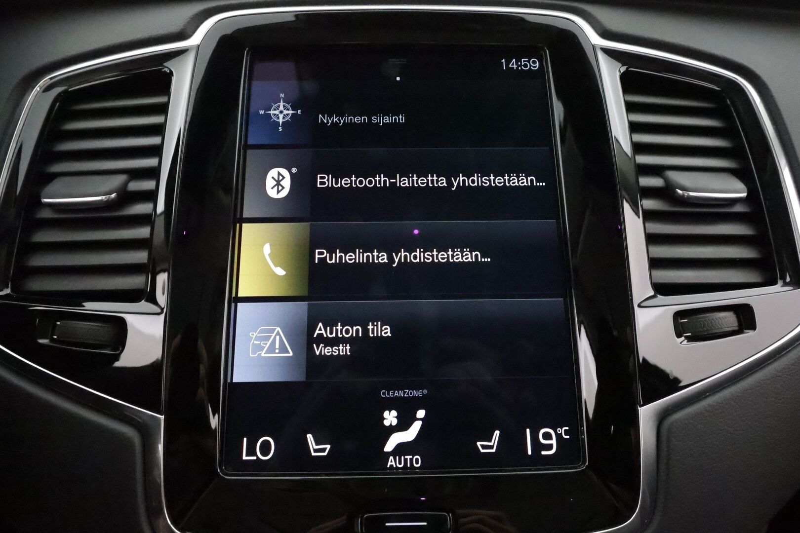 Volvo XC90 2021 T8 TwE AWD Inscription ** Panorama / Webasto / Koukku / 360°Kamera / Ilma-alusta / Ilmastoidut Sporttinahat Muistilla ** - 3,99 % KORKOTARJOUS TÄHÄN AUTOON - Suomi-auto / Merkkihuollettu / 2x Renkaat / Akku Kuntotarkistettu!