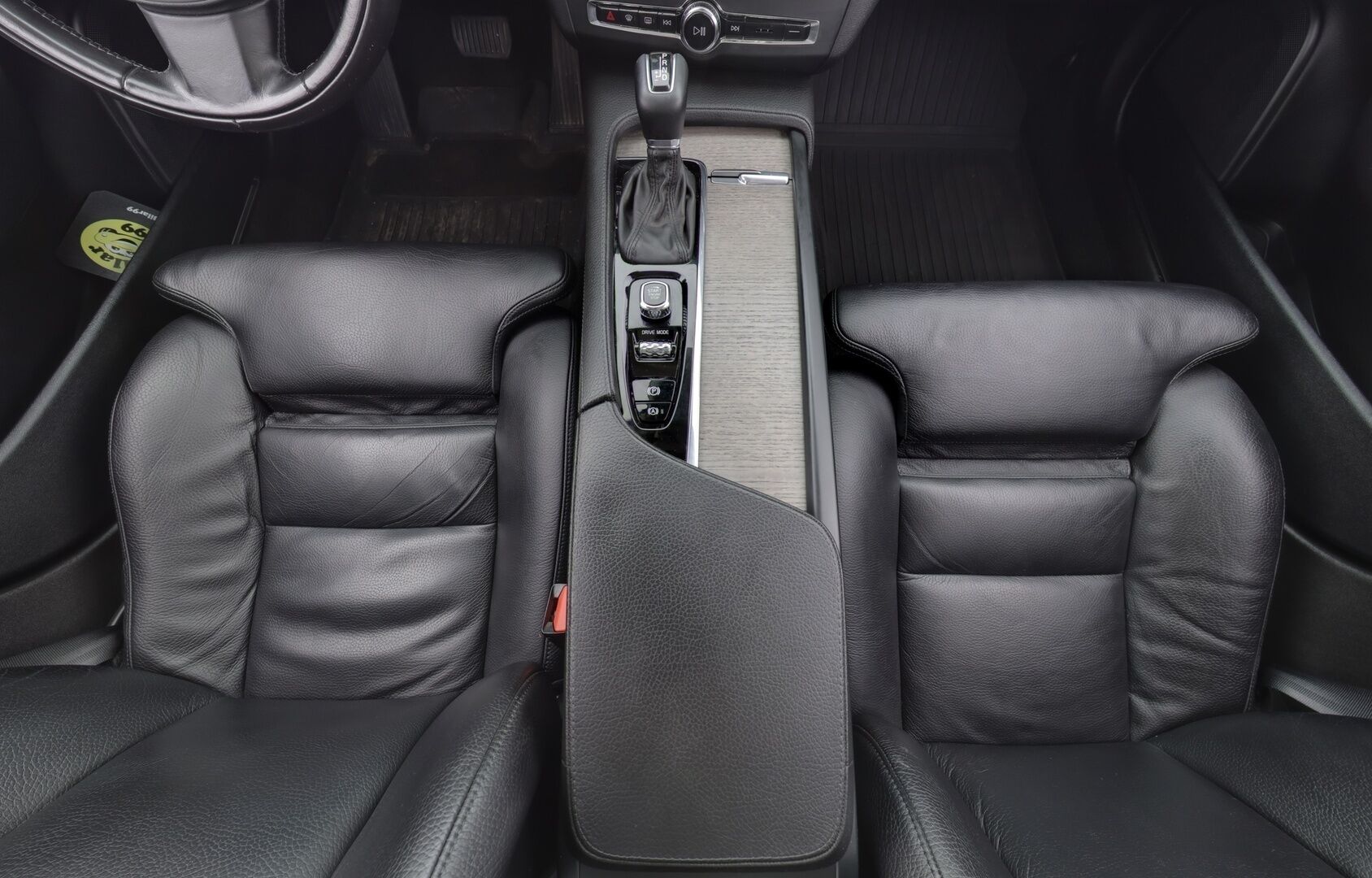 Volvo V90 2021 D3 Inscription Edition aut * Pilot Assist / Webasto / Keyless Go / P.kamera / Navi / Muistipenkit / VOC * - * Facelift / Suomiauto kattavasti varusteltuna! / BLIS / 2x renkaat * - HULLUT JOULUT KORKOTARJOUS 2,49% 